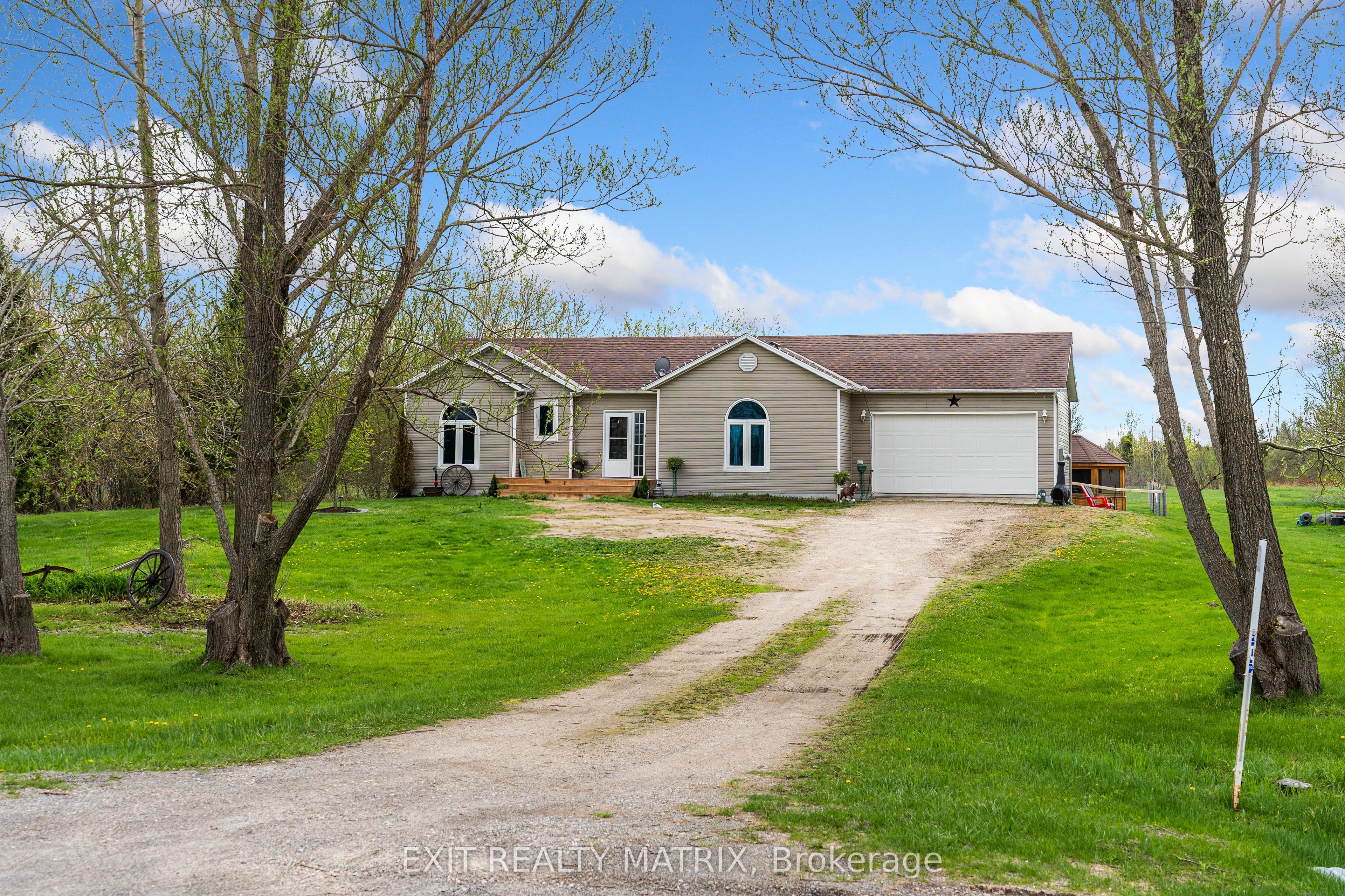211 Ford Rd Property Photo