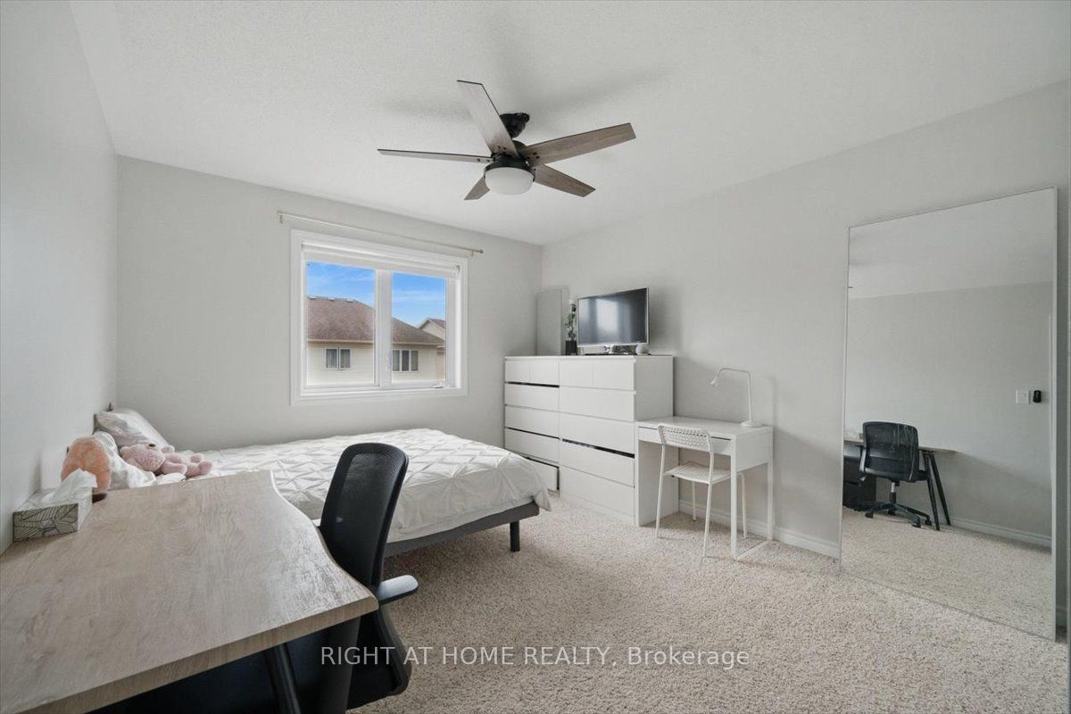 228 Wildcliff Way Property Photo 28