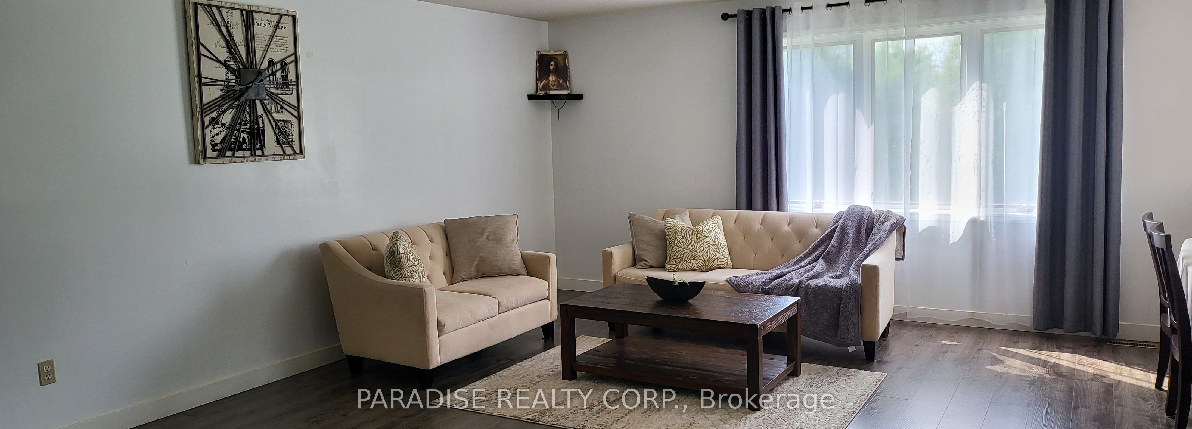 82 Brisbin St Property Photo 1
