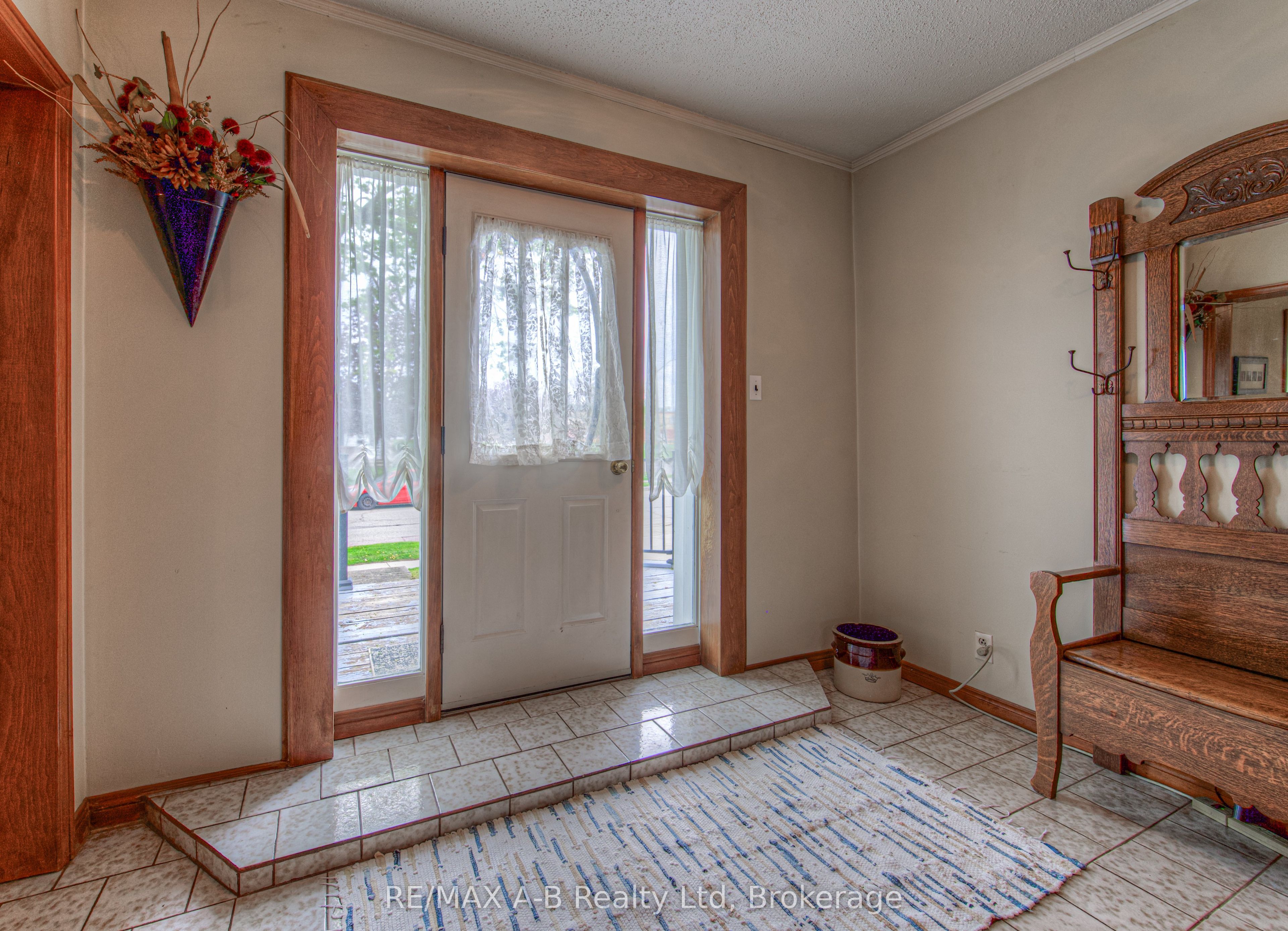 192 Taylor Street Property Photo 7