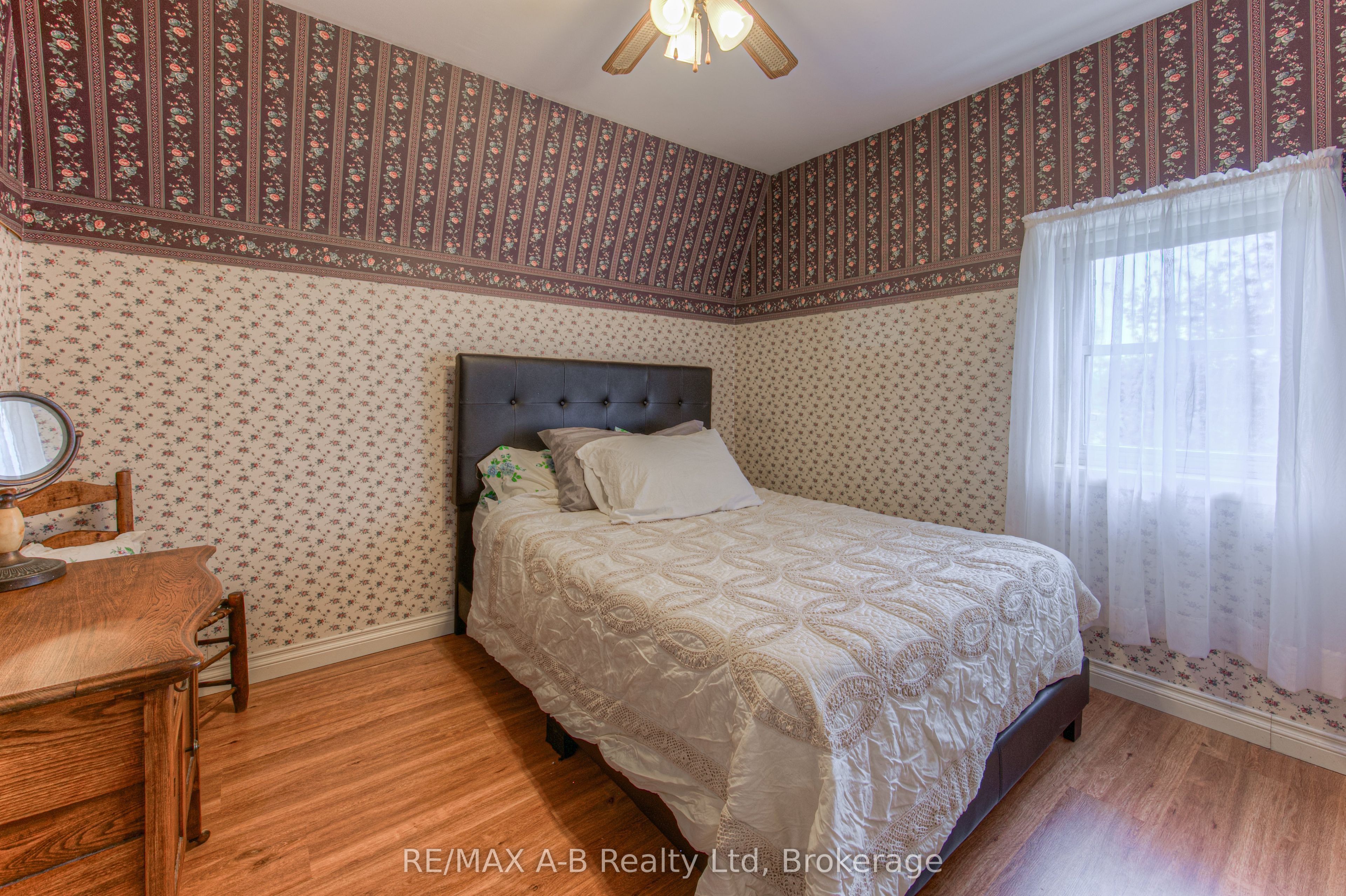 192 Taylor Street Property Photo 22