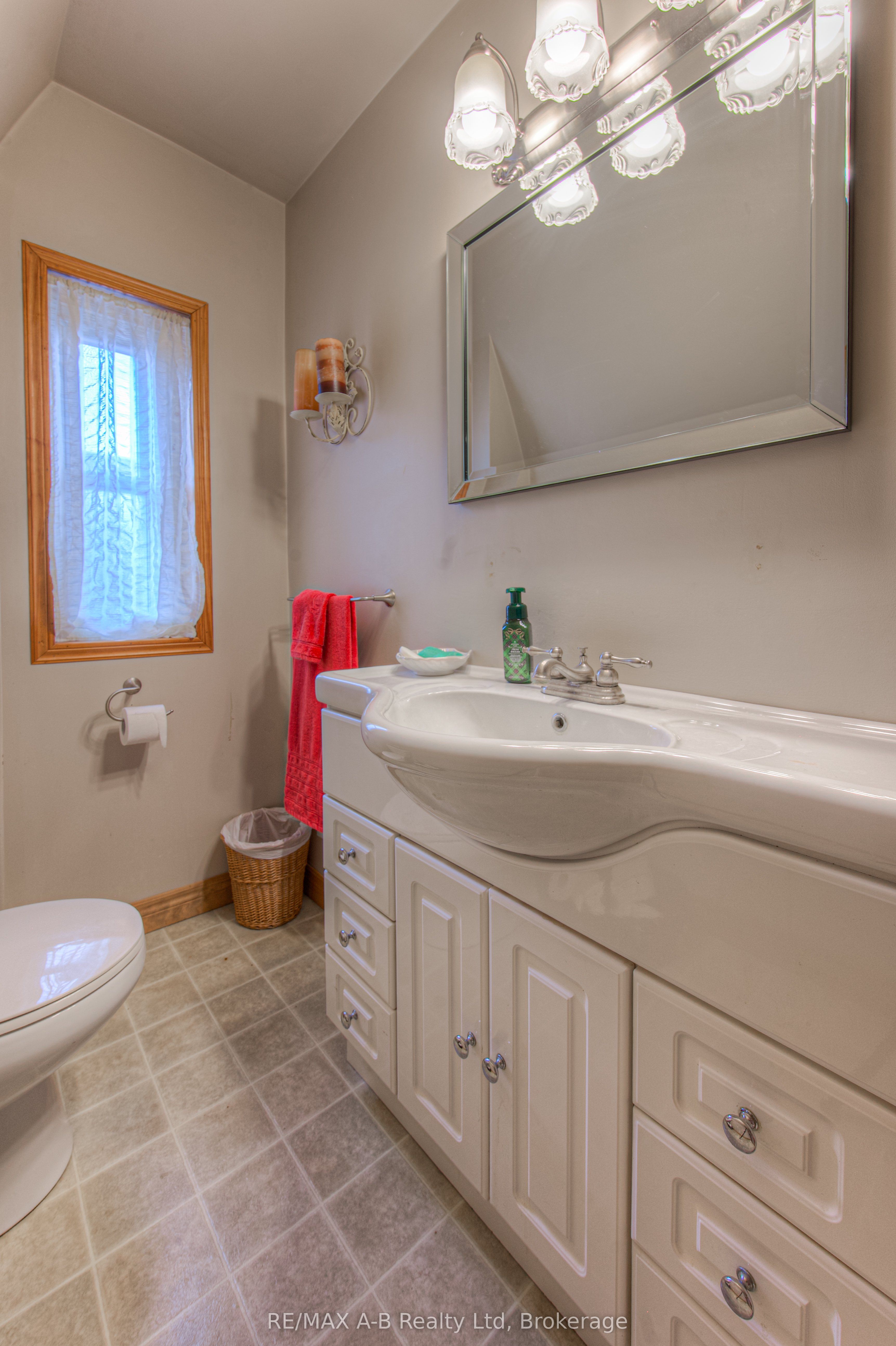 192 Taylor Street Property Photo 26