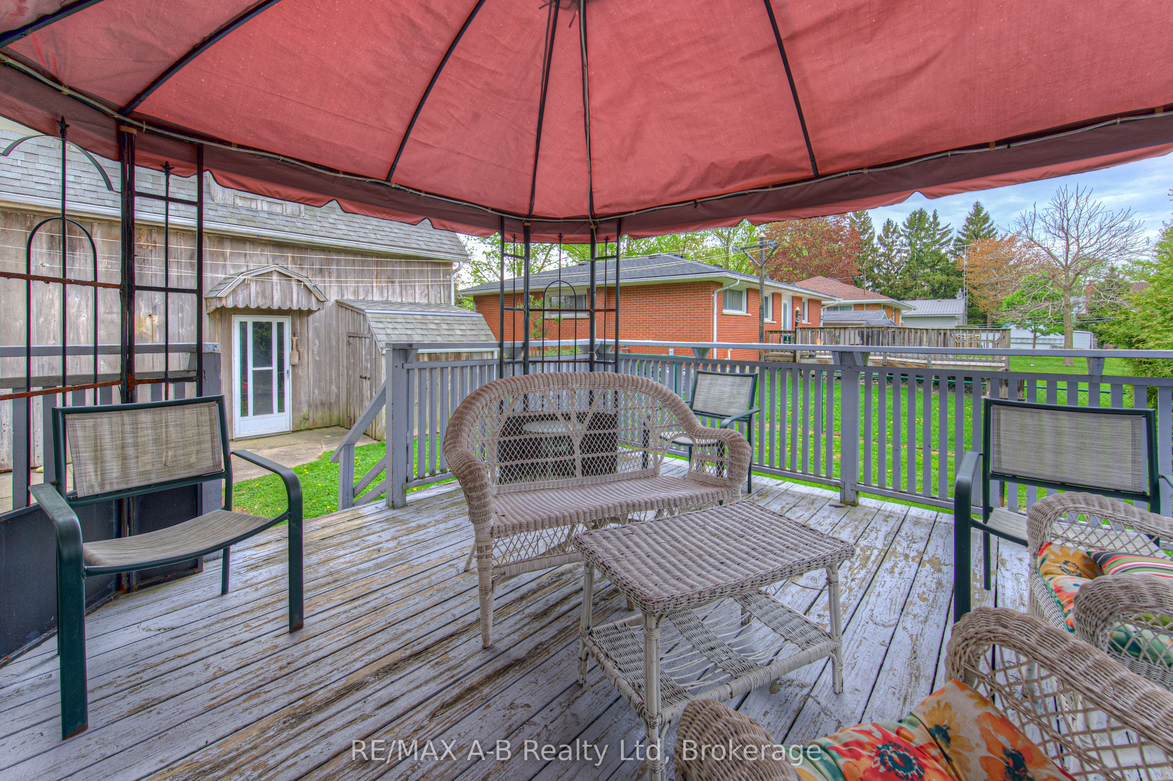 192 Taylor Street Property Photo 39