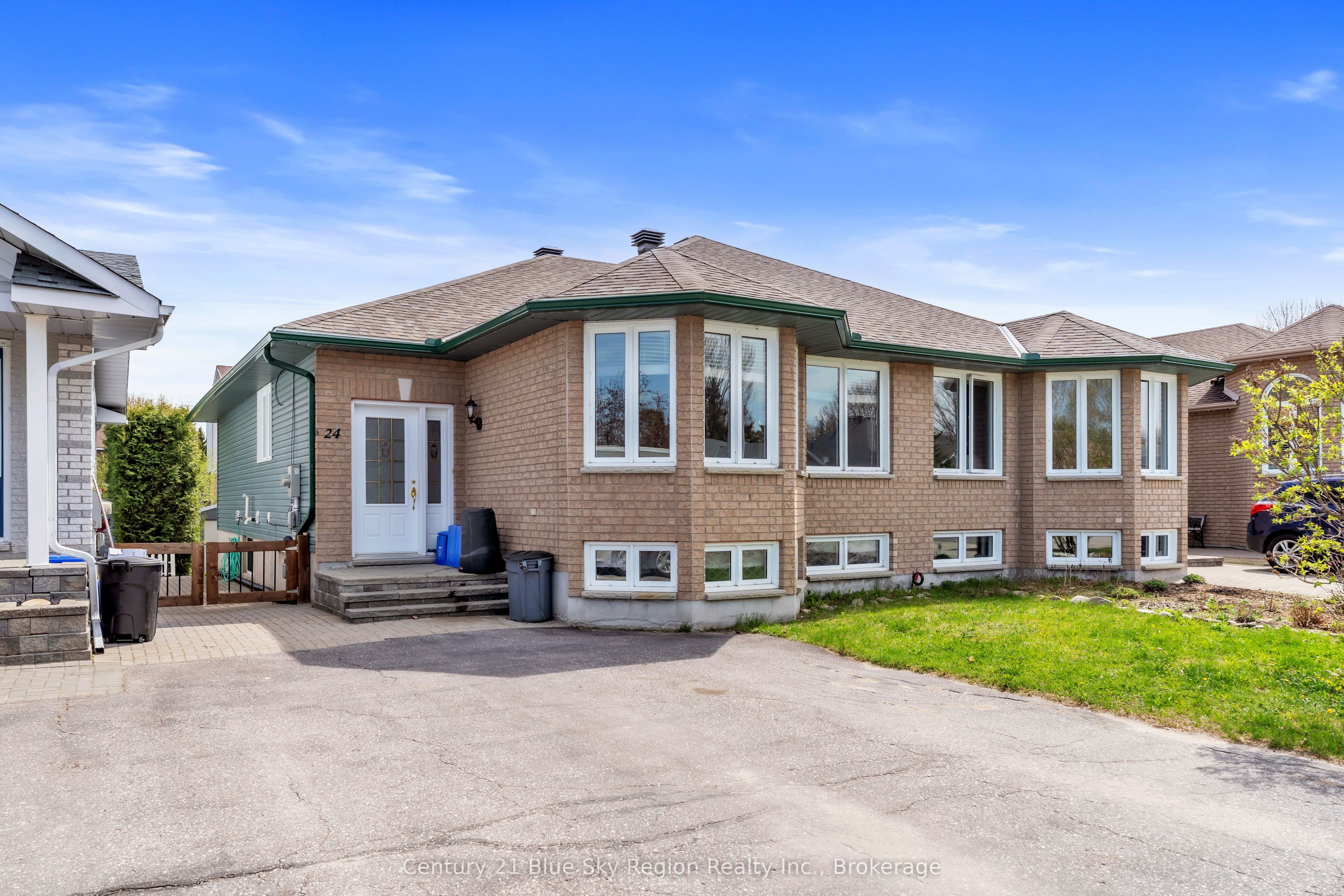 24 Mariah Street Property Photo