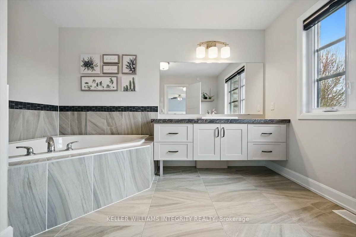 74 Cobblestone Drive Property Photo 20