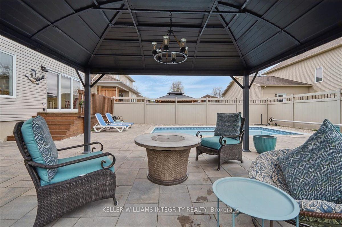 74 Cobblestone Drive Property Photo 34