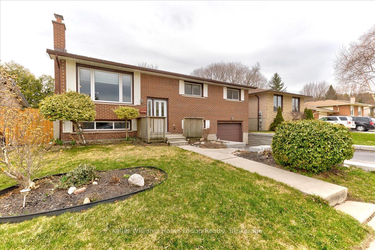 18 Matthew Drive Property Photo 1