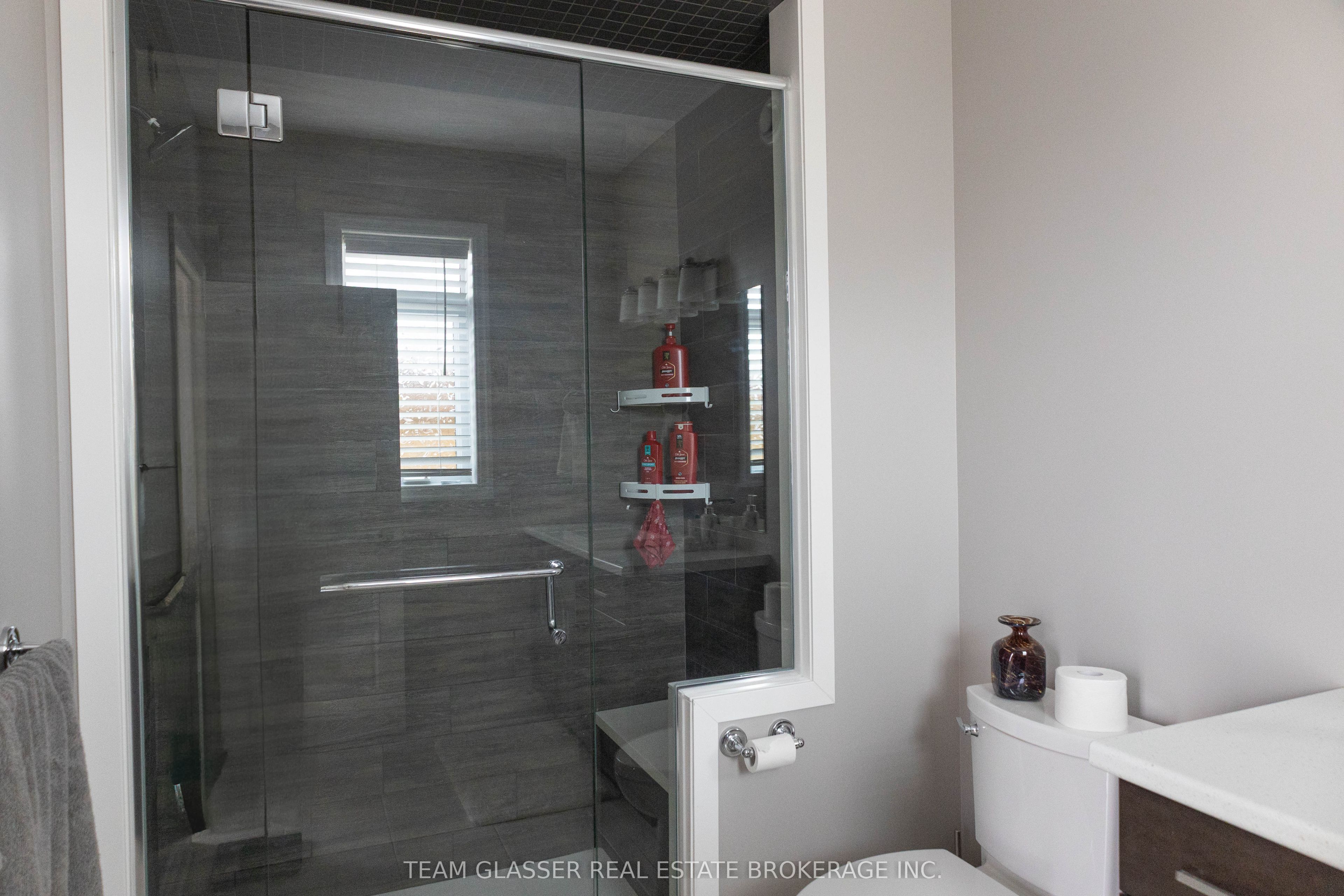 25 Birchall Ln Property Photo 6