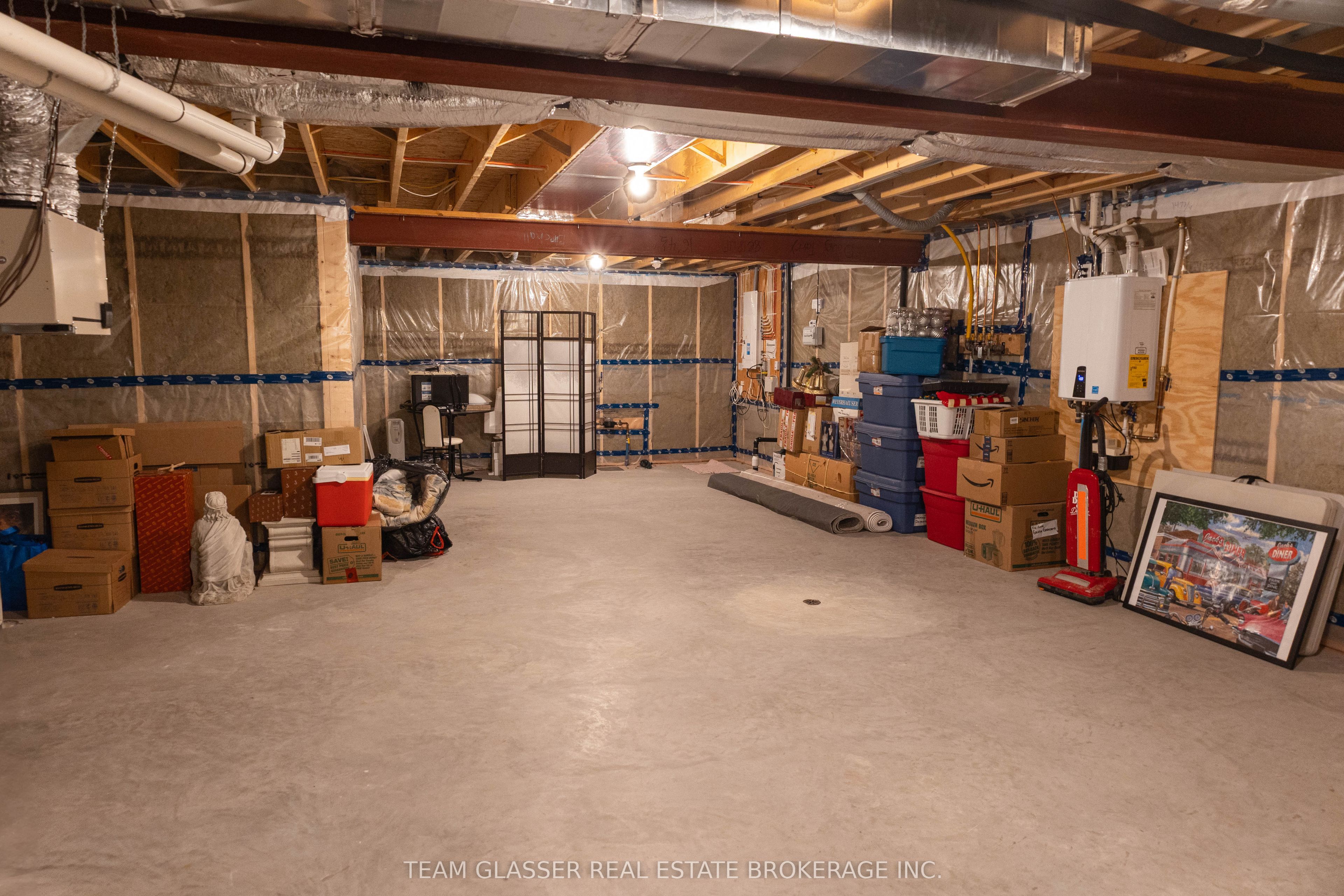 25 Birchall Ln Property Photo 23