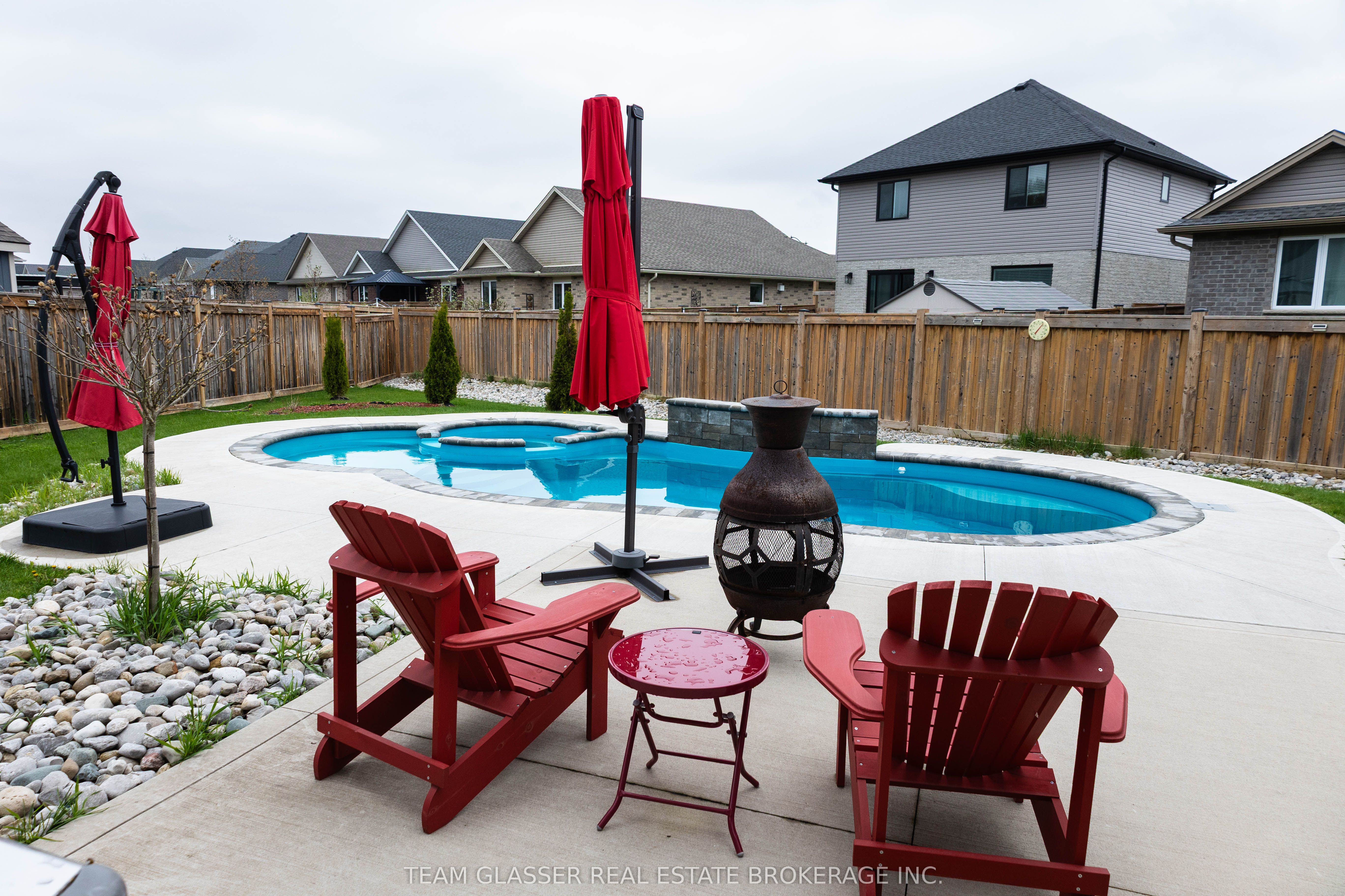 25 Birchall Ln Property Photo 24
