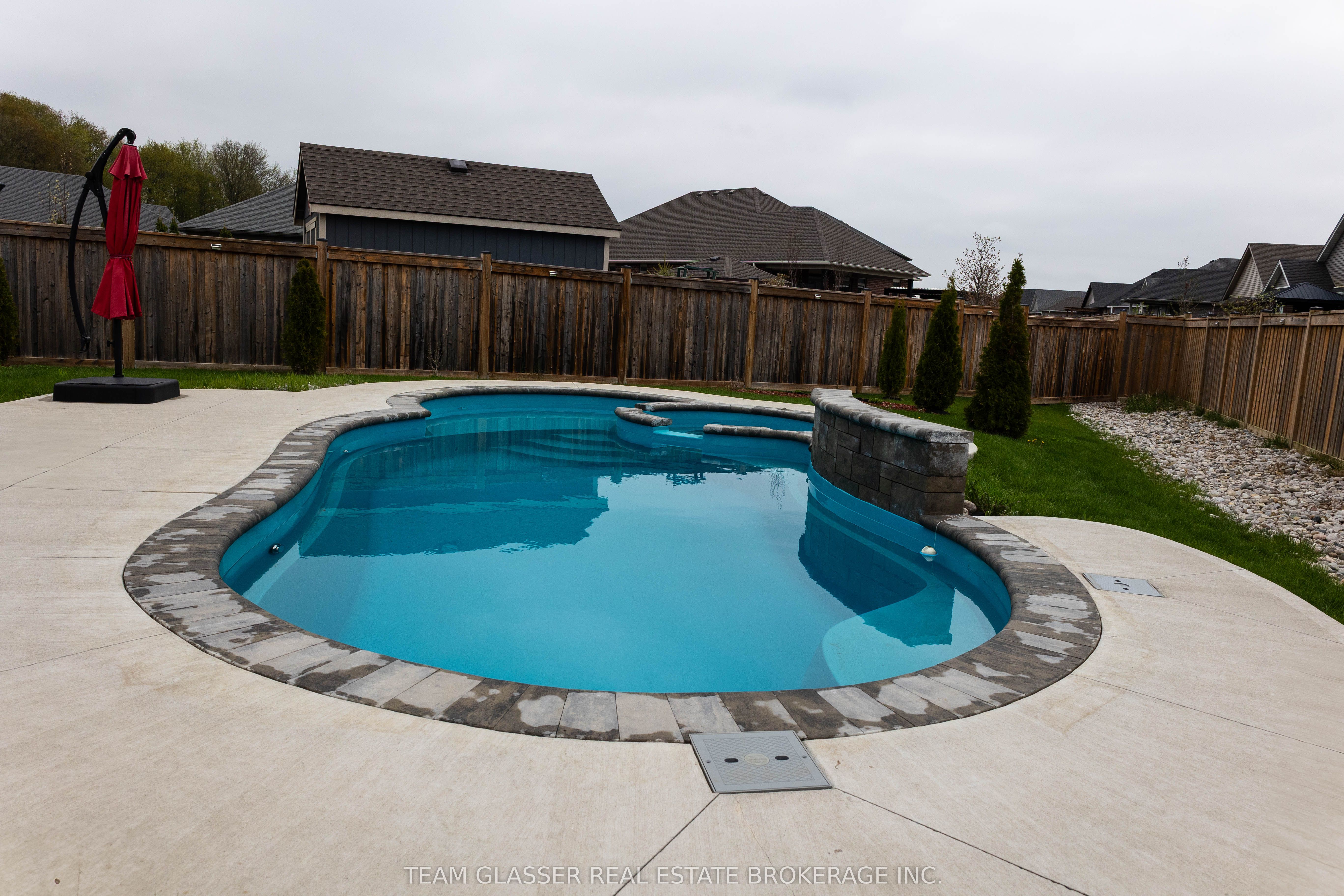 25 Birchall Ln Property Photo 27