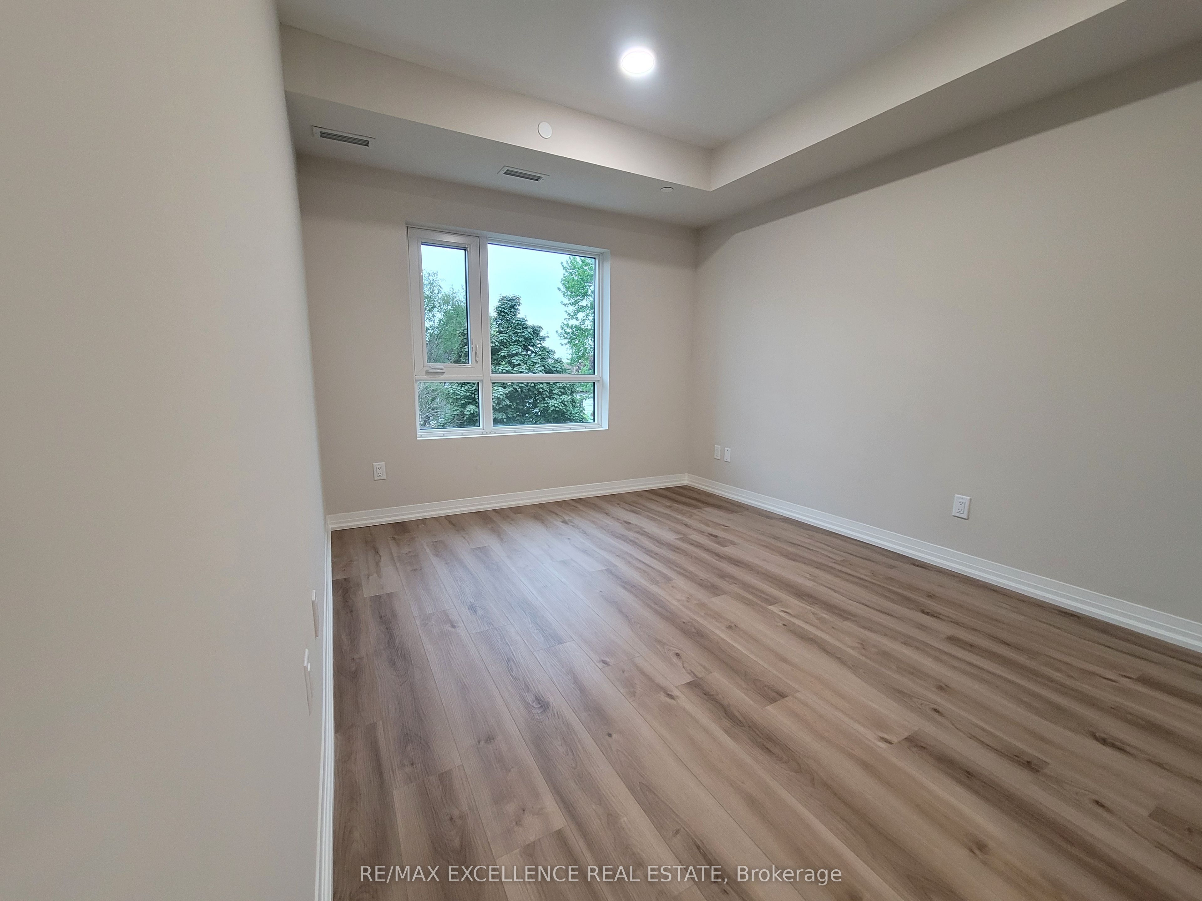 50 Herrick Avenue 235 Property Photo 7