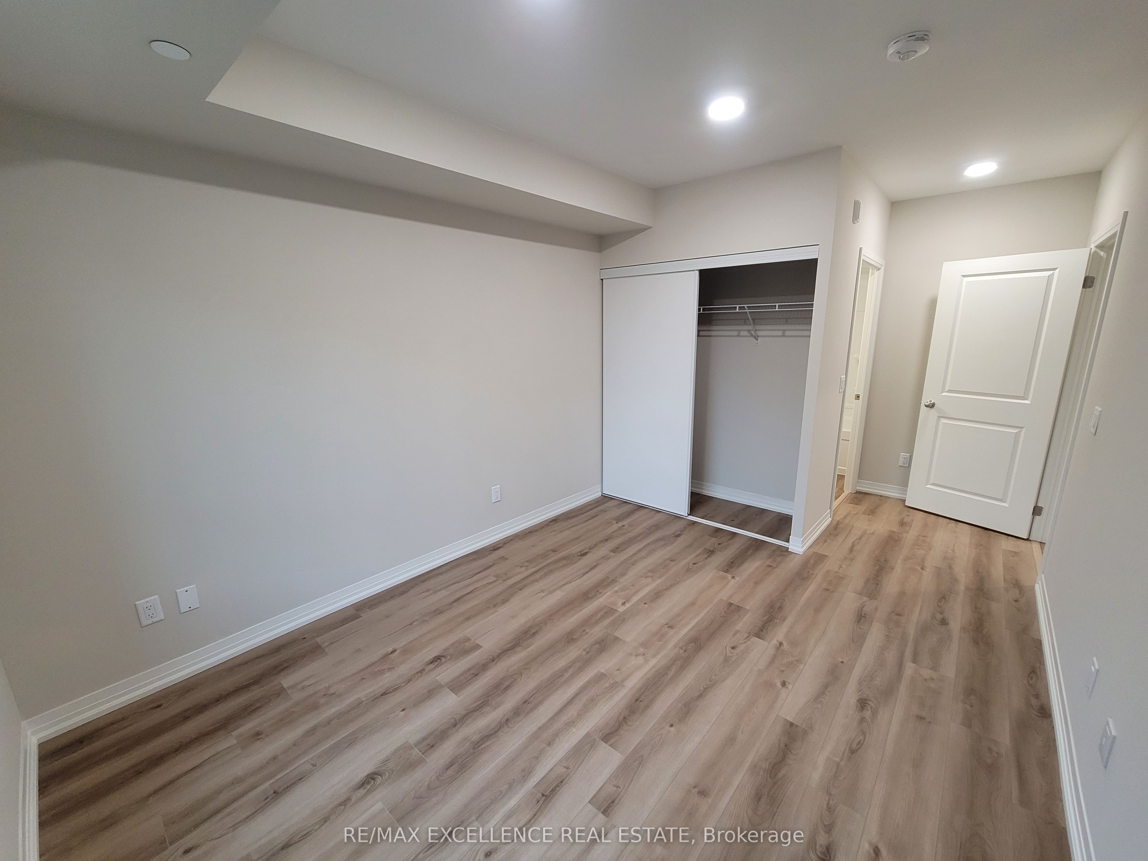 50 Herrick Avenue 235 Property Photo 8