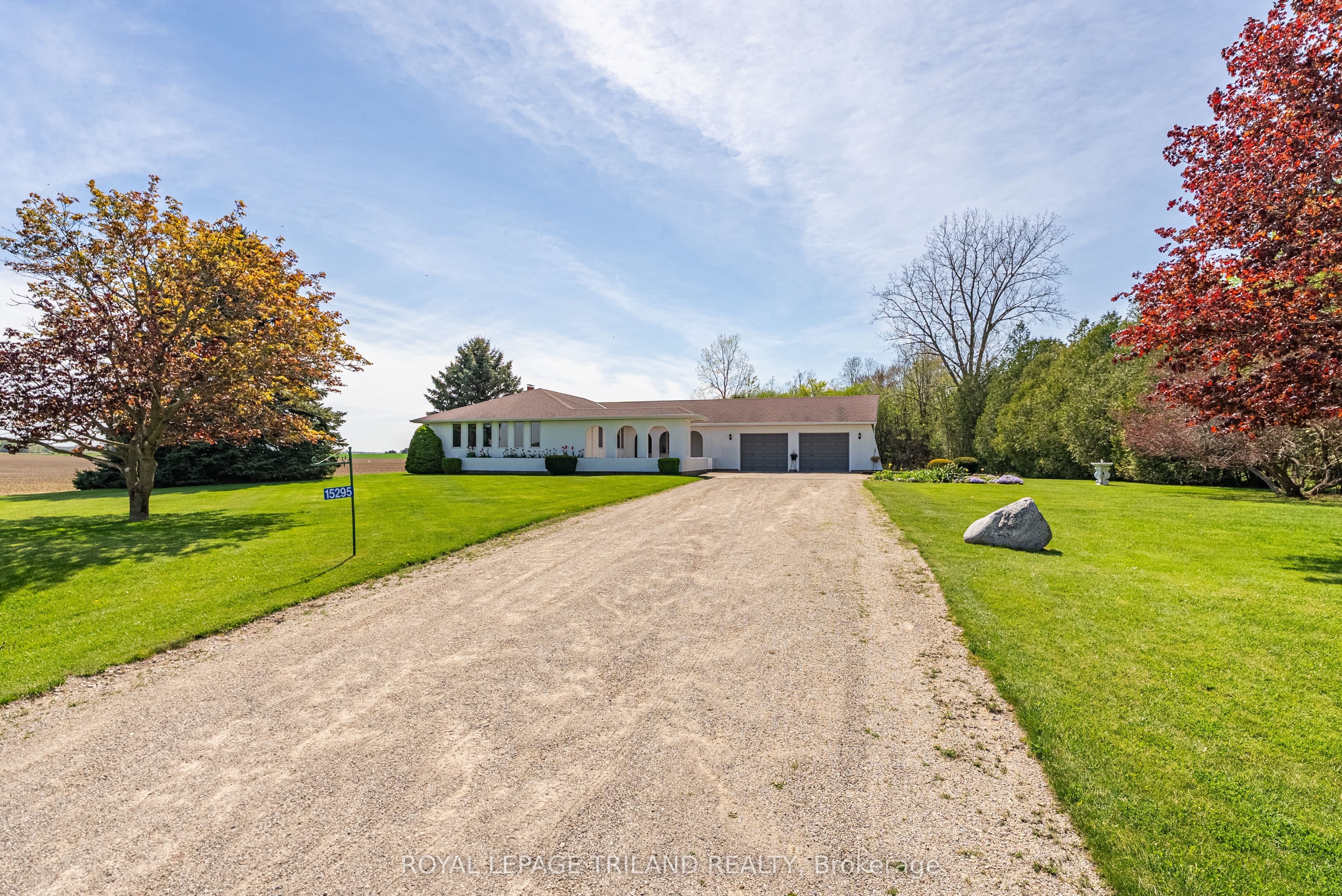 15295 Dorchester Road Property Photo 1