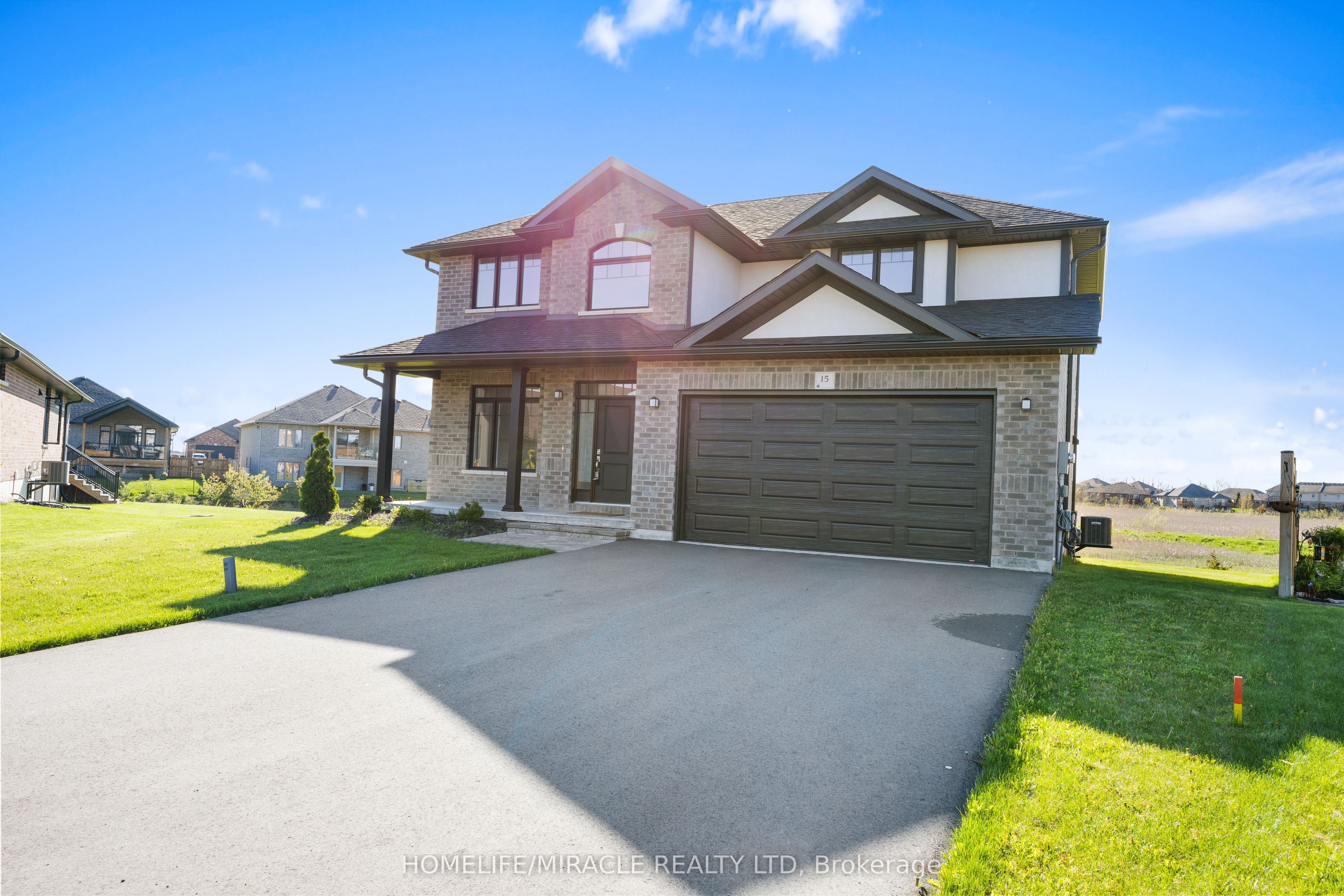 15 Mavety Court Property Photo 2