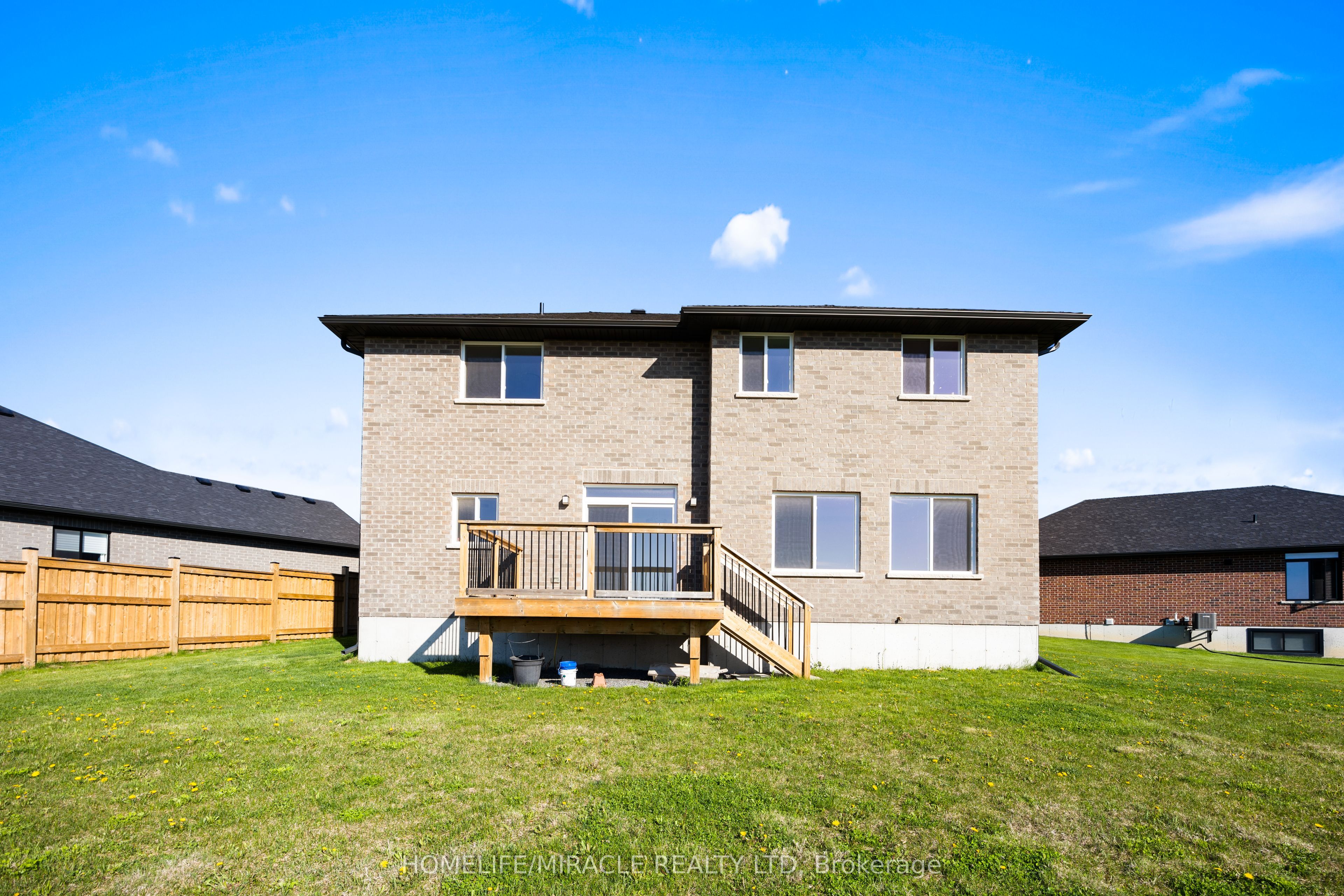 15 Mavety Court Property Photo 4