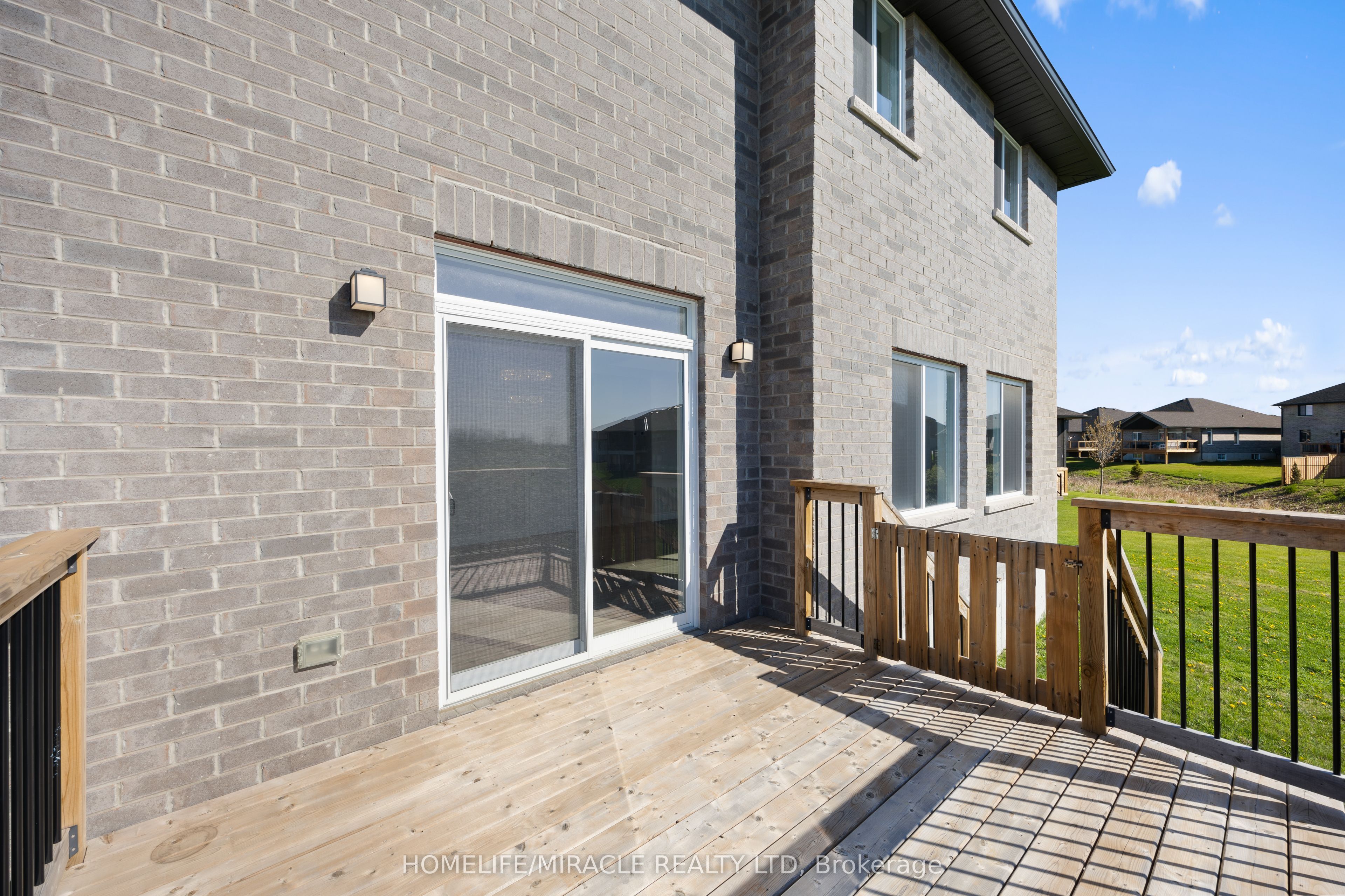 15 Mavety Court Property Photo 29