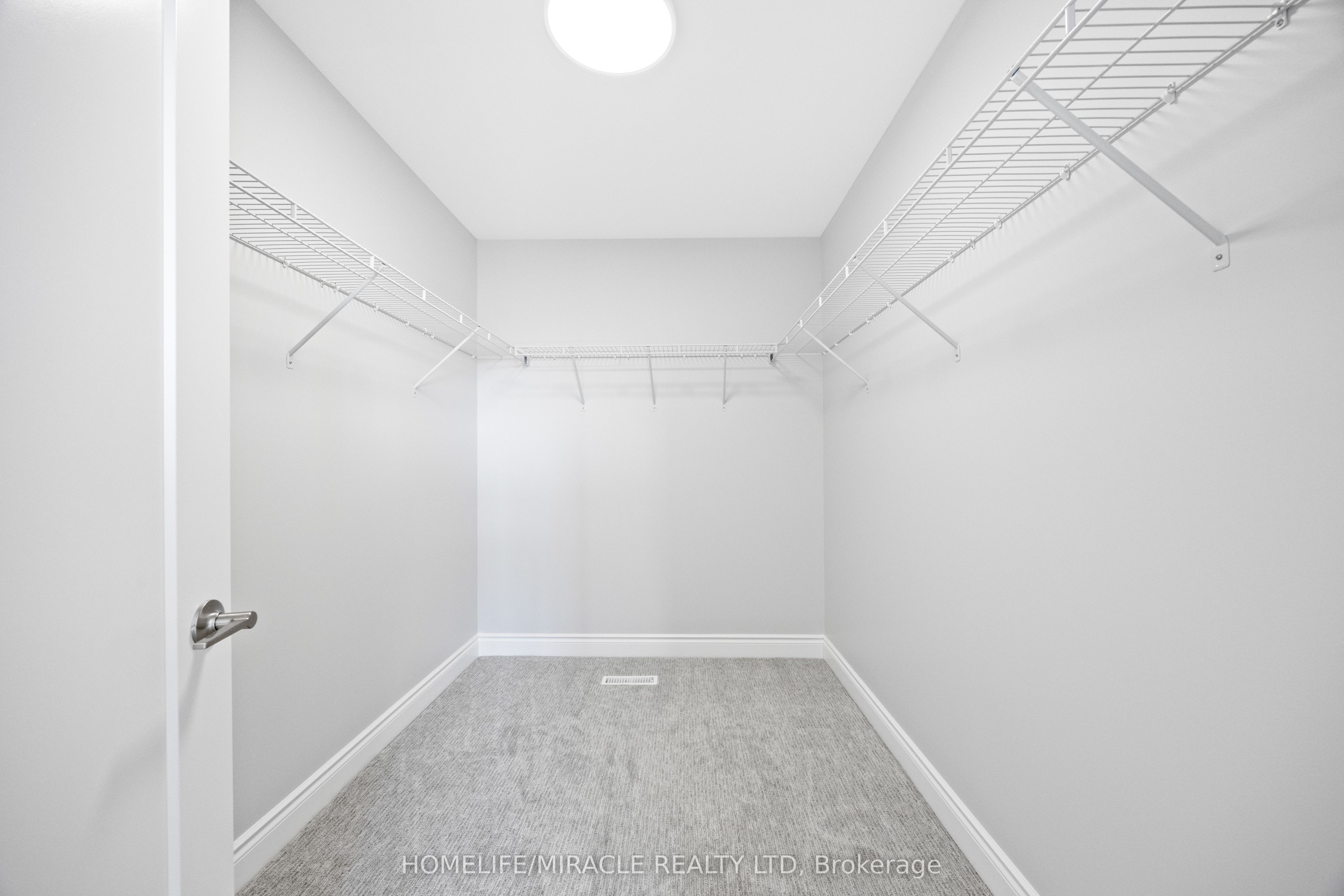 15 Mavety Court Property Photo 35