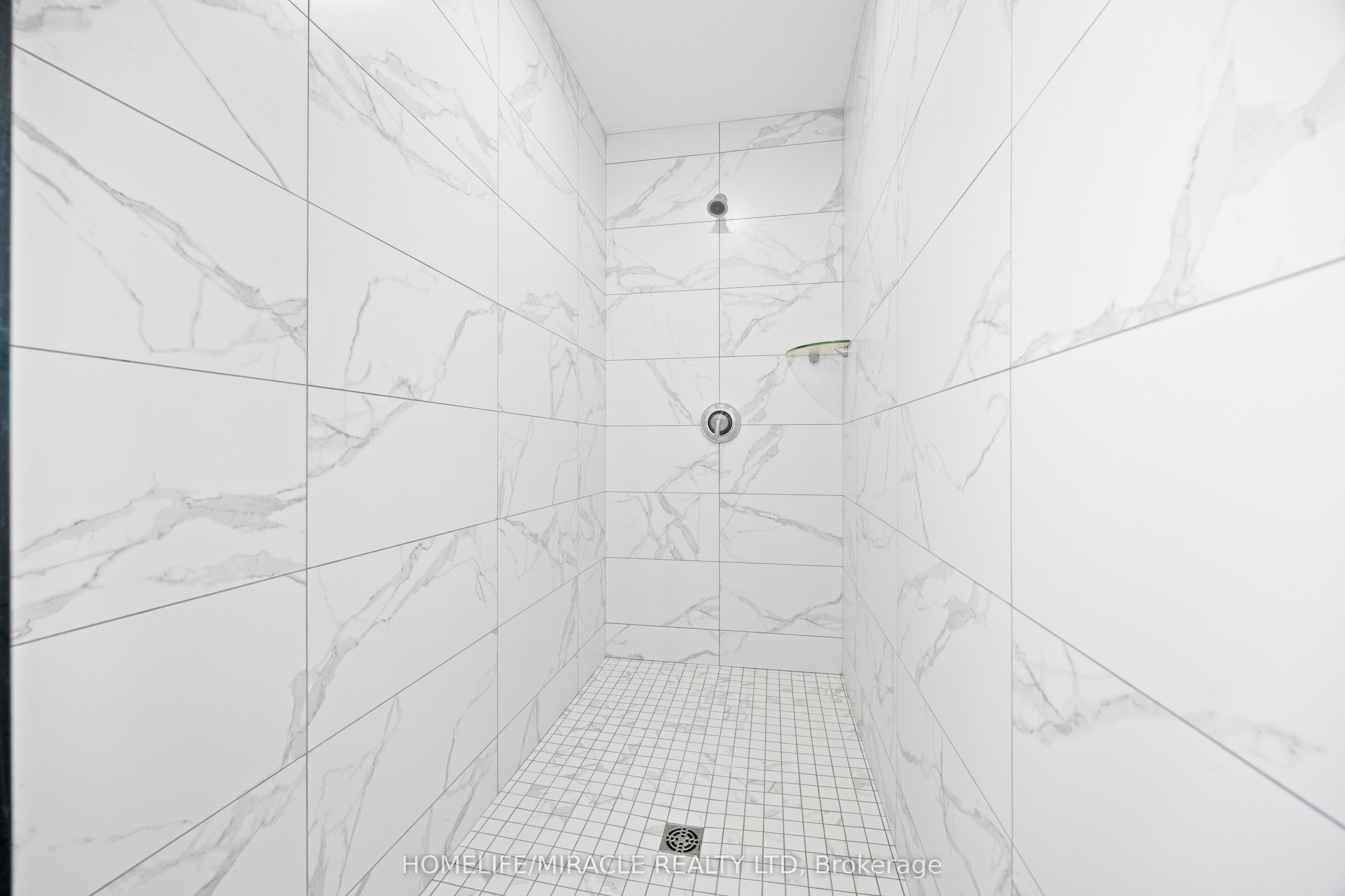 15 Mavety Court Property Photo 38
