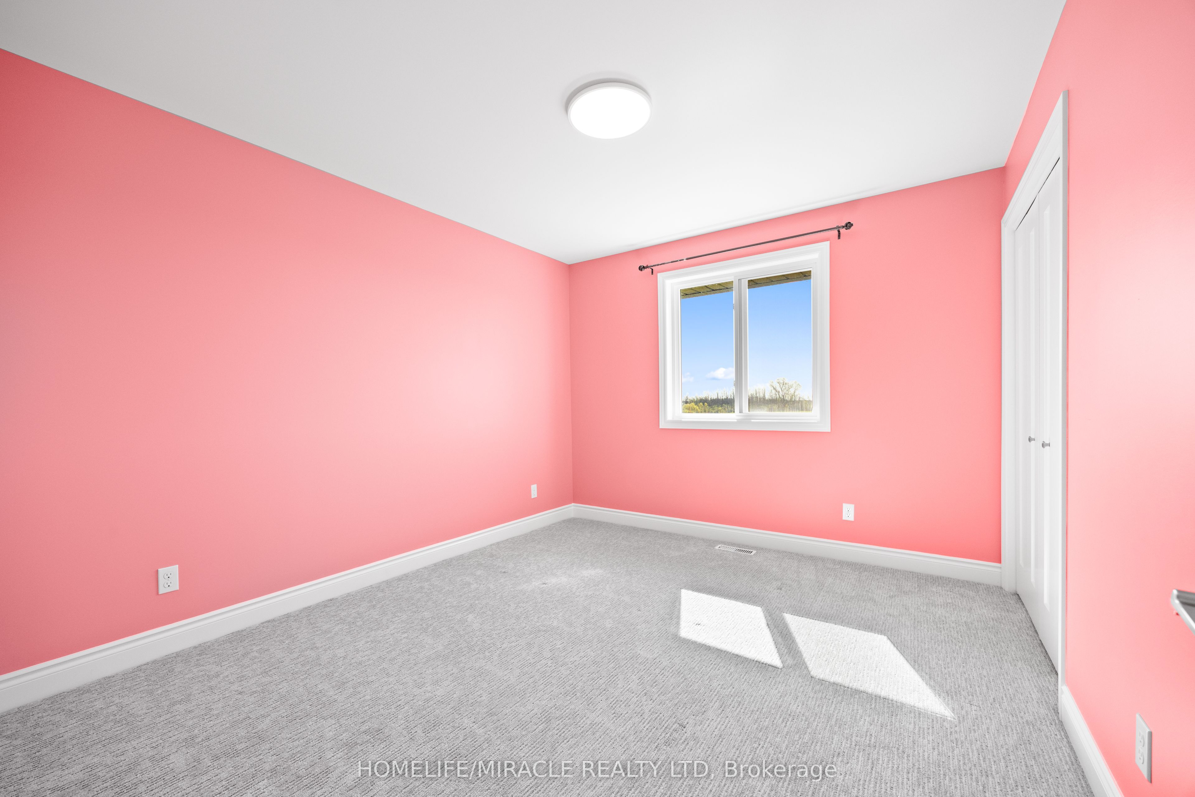 15 Mavety Court Property Photo 40