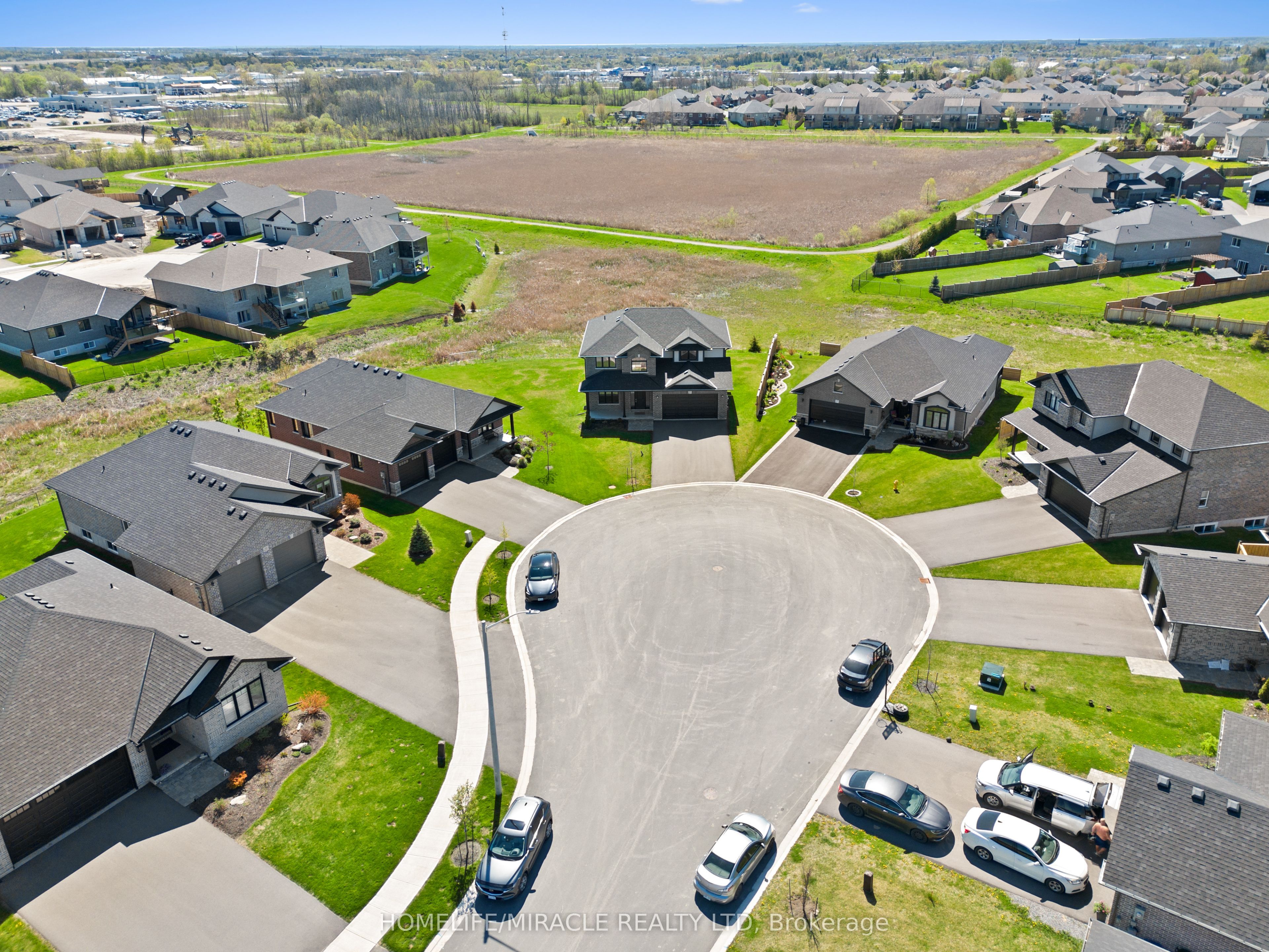 15 Mavety Court Property Photo 46