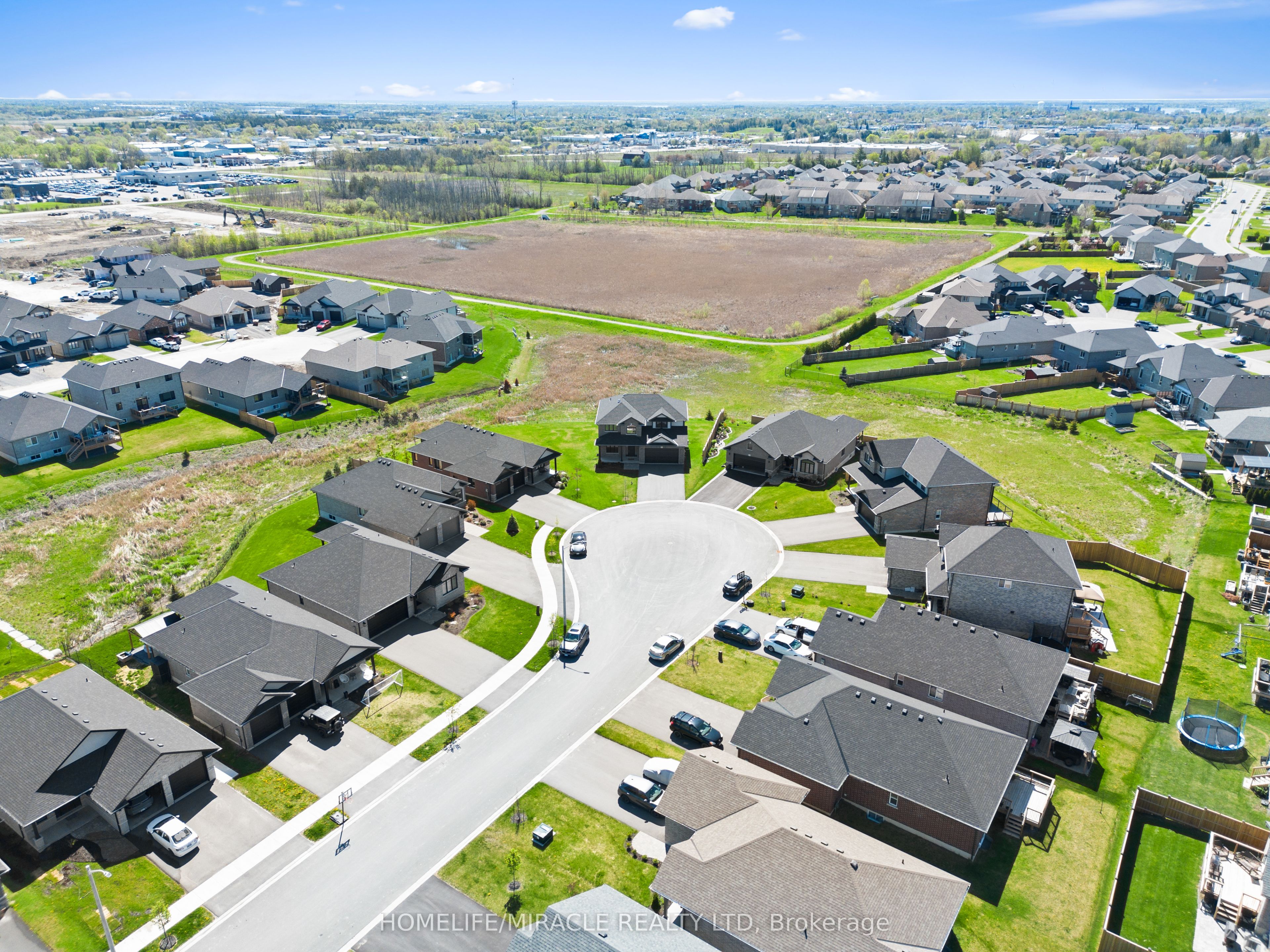 15 Mavety Court Property Photo 47