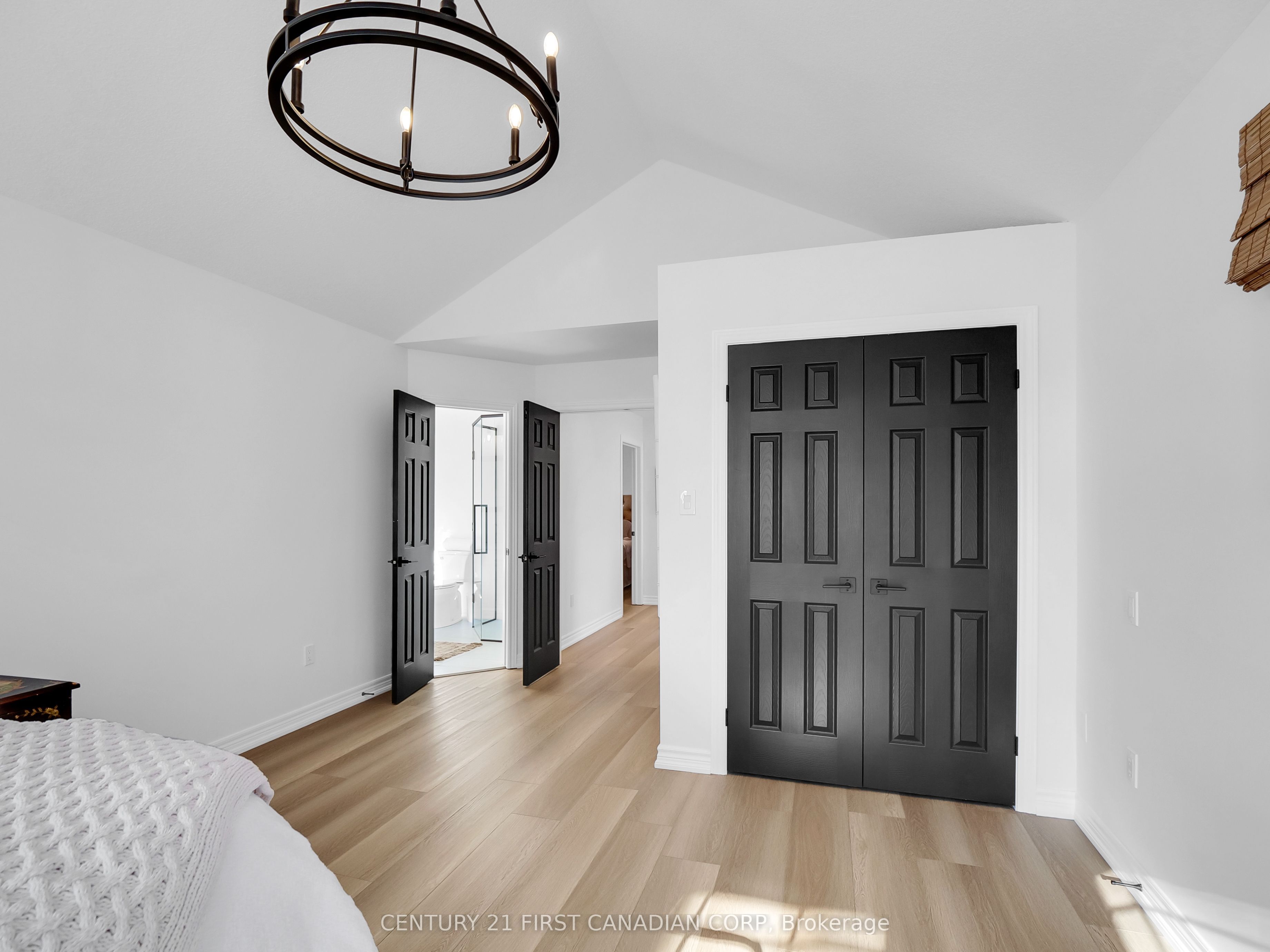 379 Front Street Property Photo 15