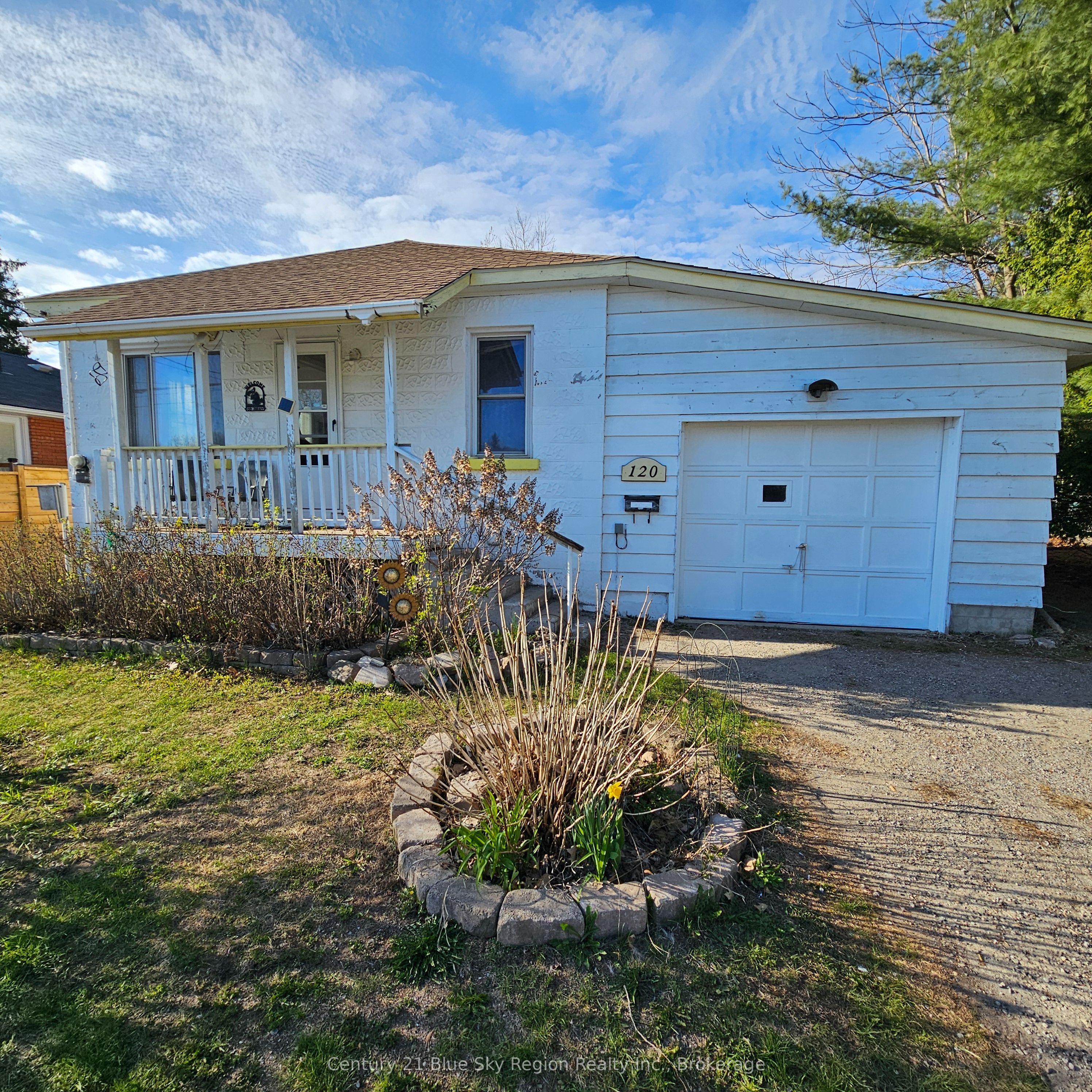 120 Milani Road Property Photo