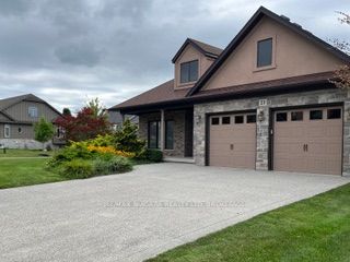 23 GORING Way Property Photo 1