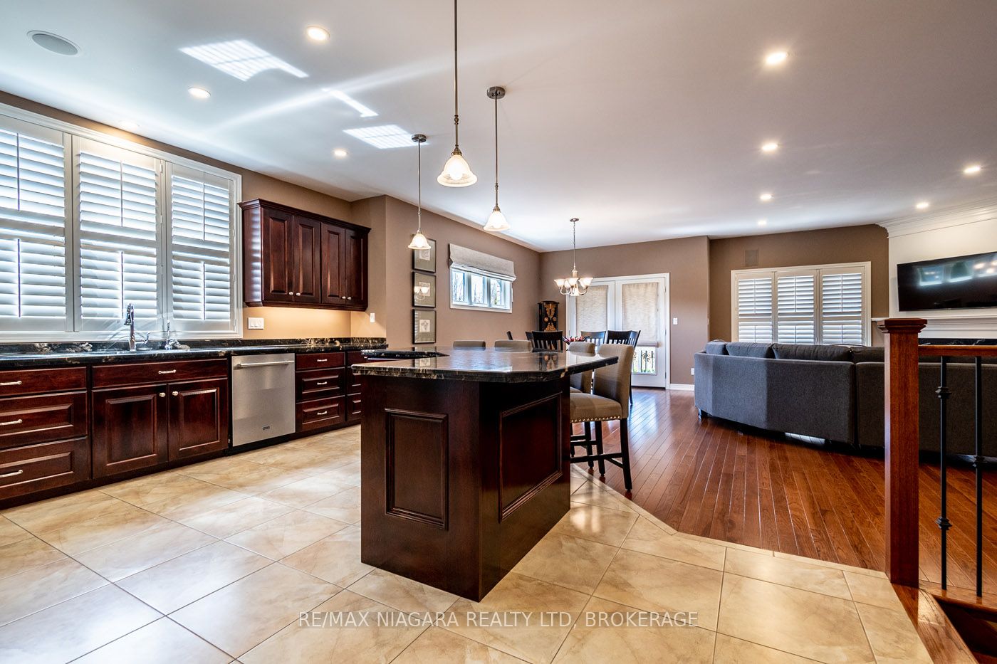 23 Goring Way Property Photo 5
