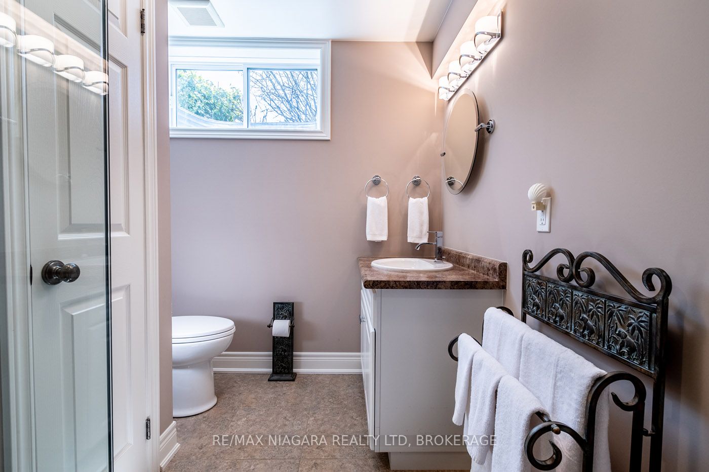 23 Goring Way Property Photo 33