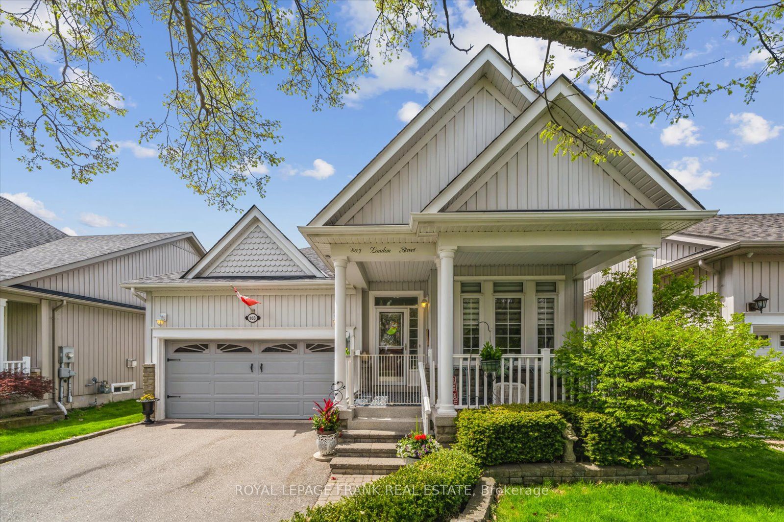 803 London Street Property Photo 1