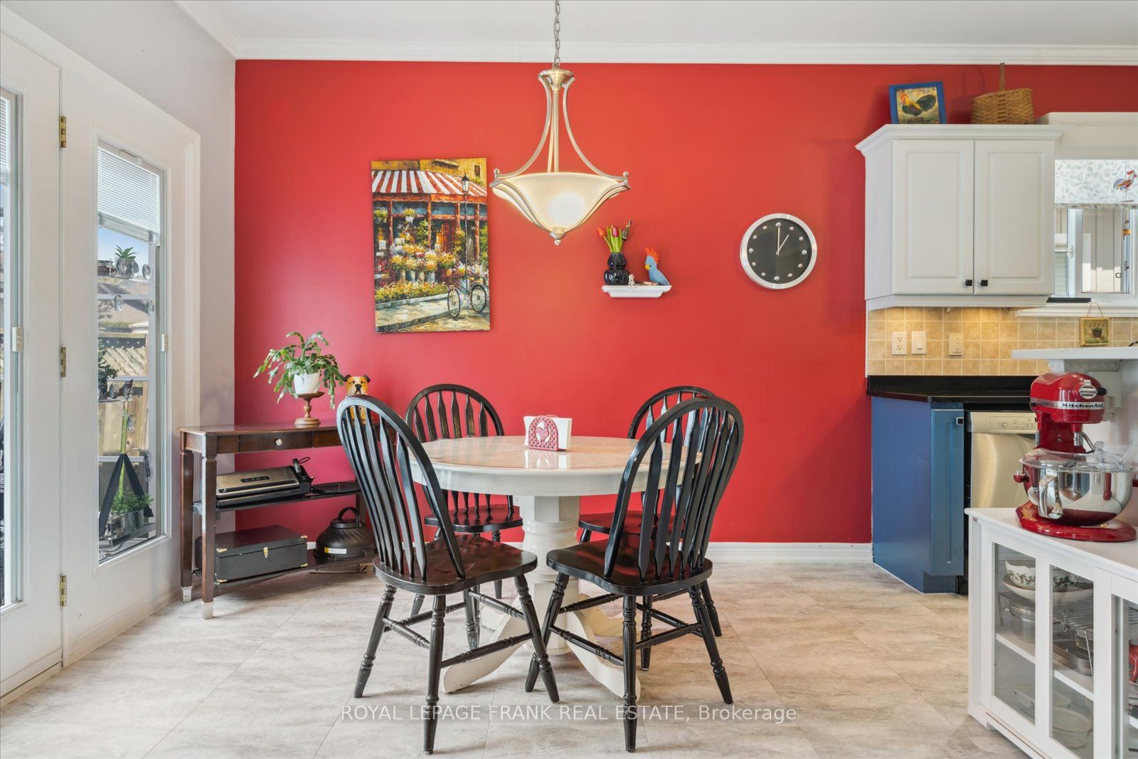 803 London Street Property Photo 16