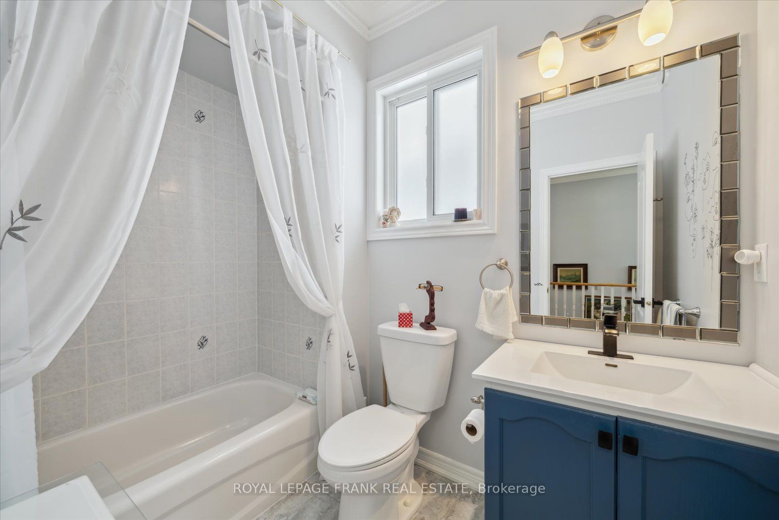 803 London Street Property Photo 25
