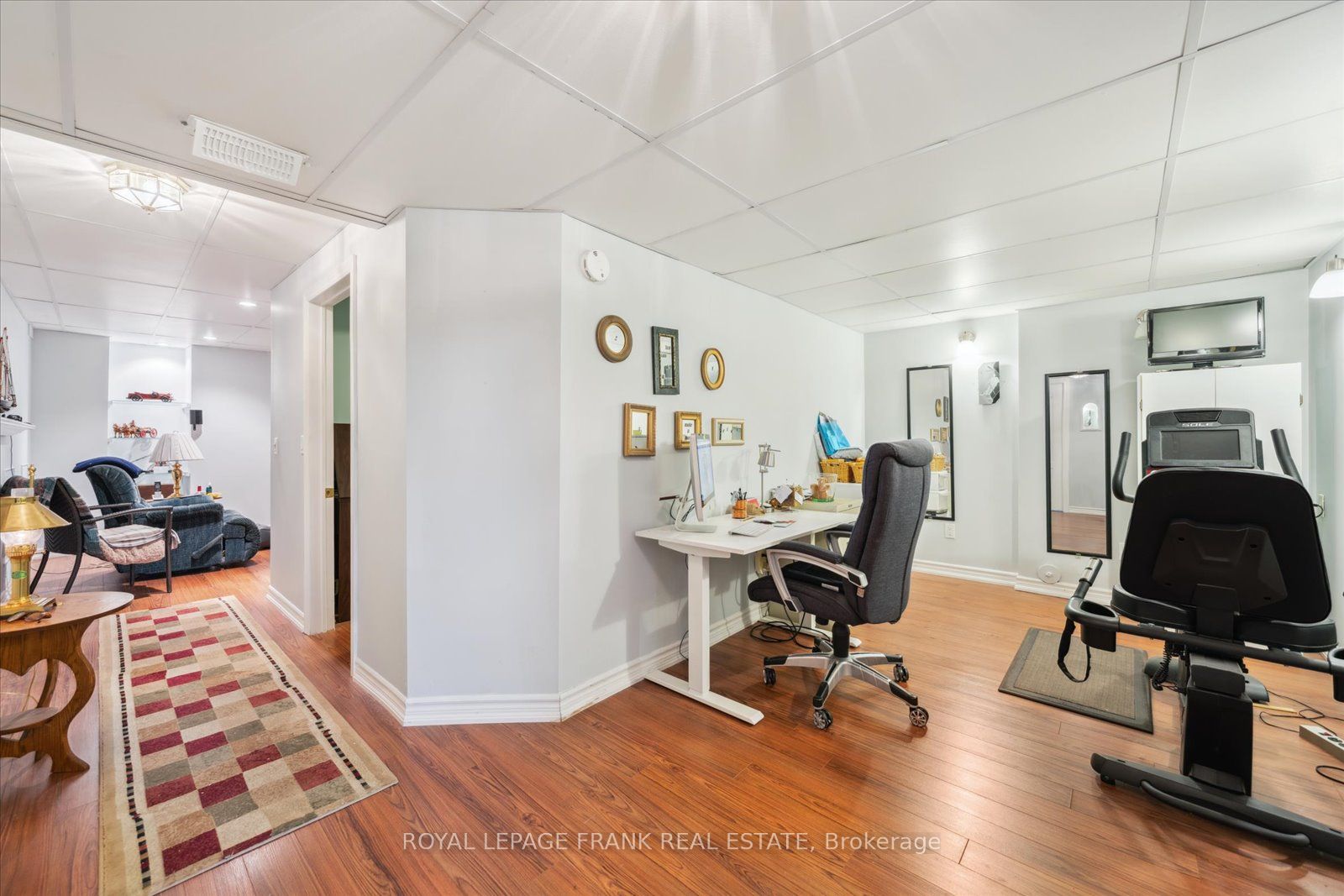 803 London Street Property Photo 33