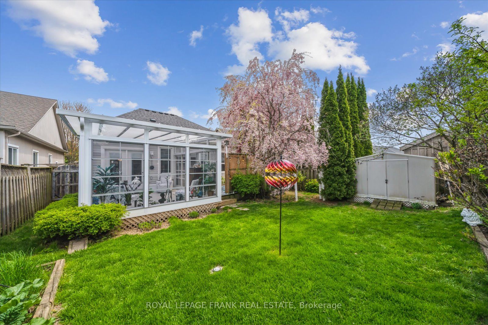 803 London Street Property Photo 34