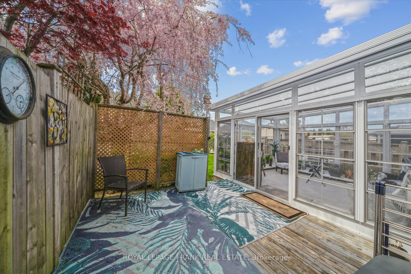 803 London Street Property Photo 35
