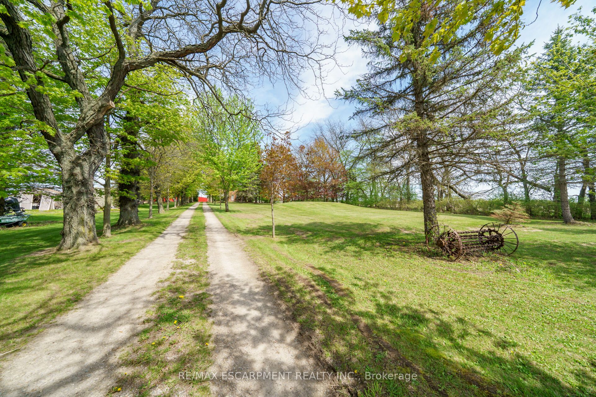 534 Haldimand 32 Road Property Photo 2