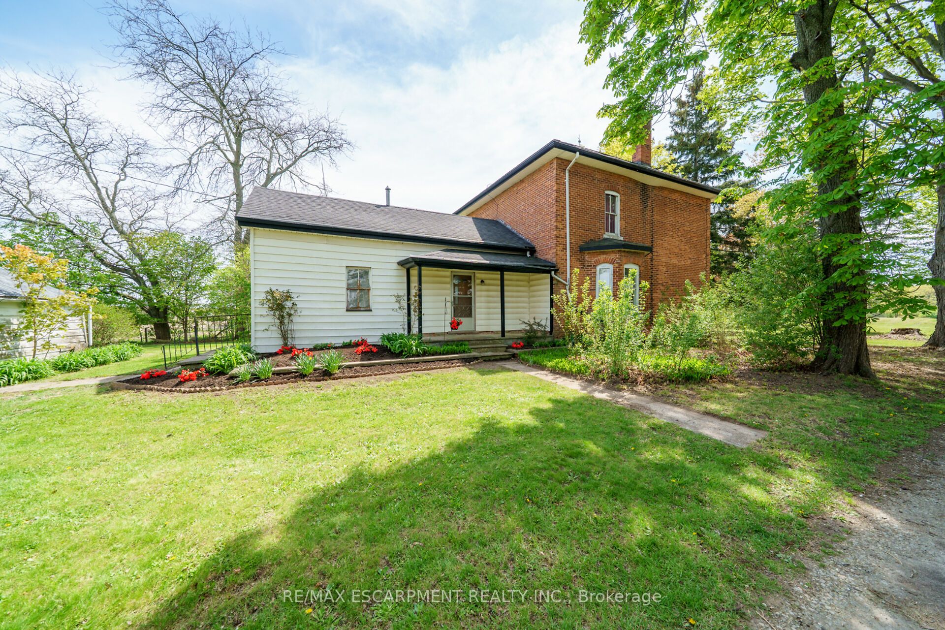 534 Haldimand 32 Road Property Photo 38