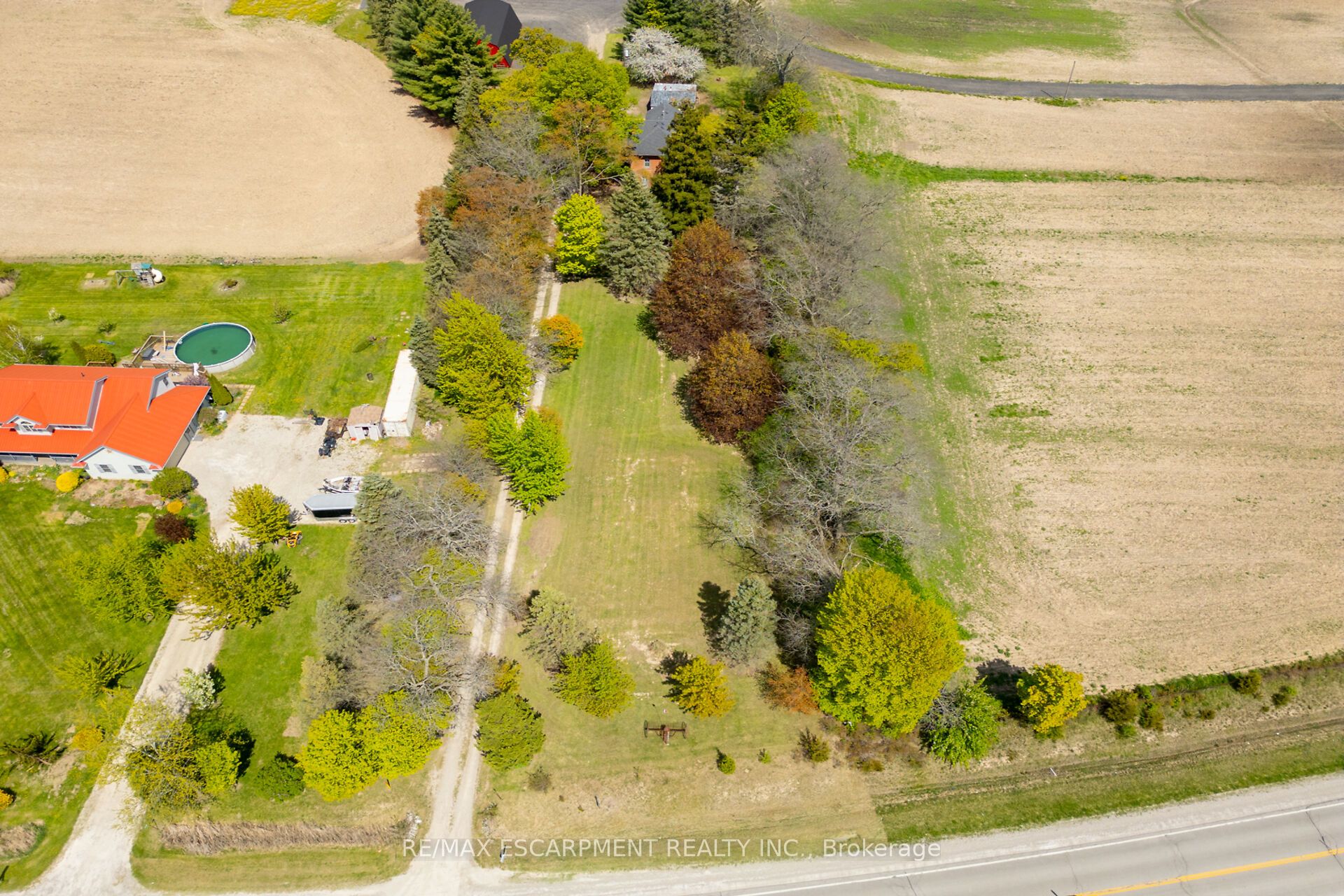 534 Haldimand 32 Road Property Photo 42