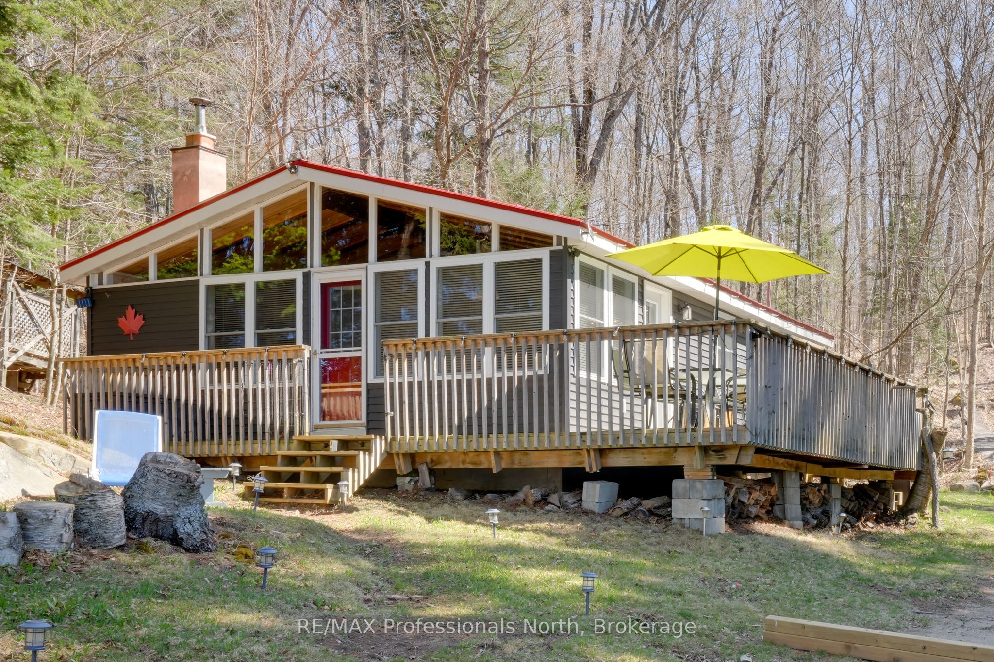 636 Skyline Drive Property Photo 1