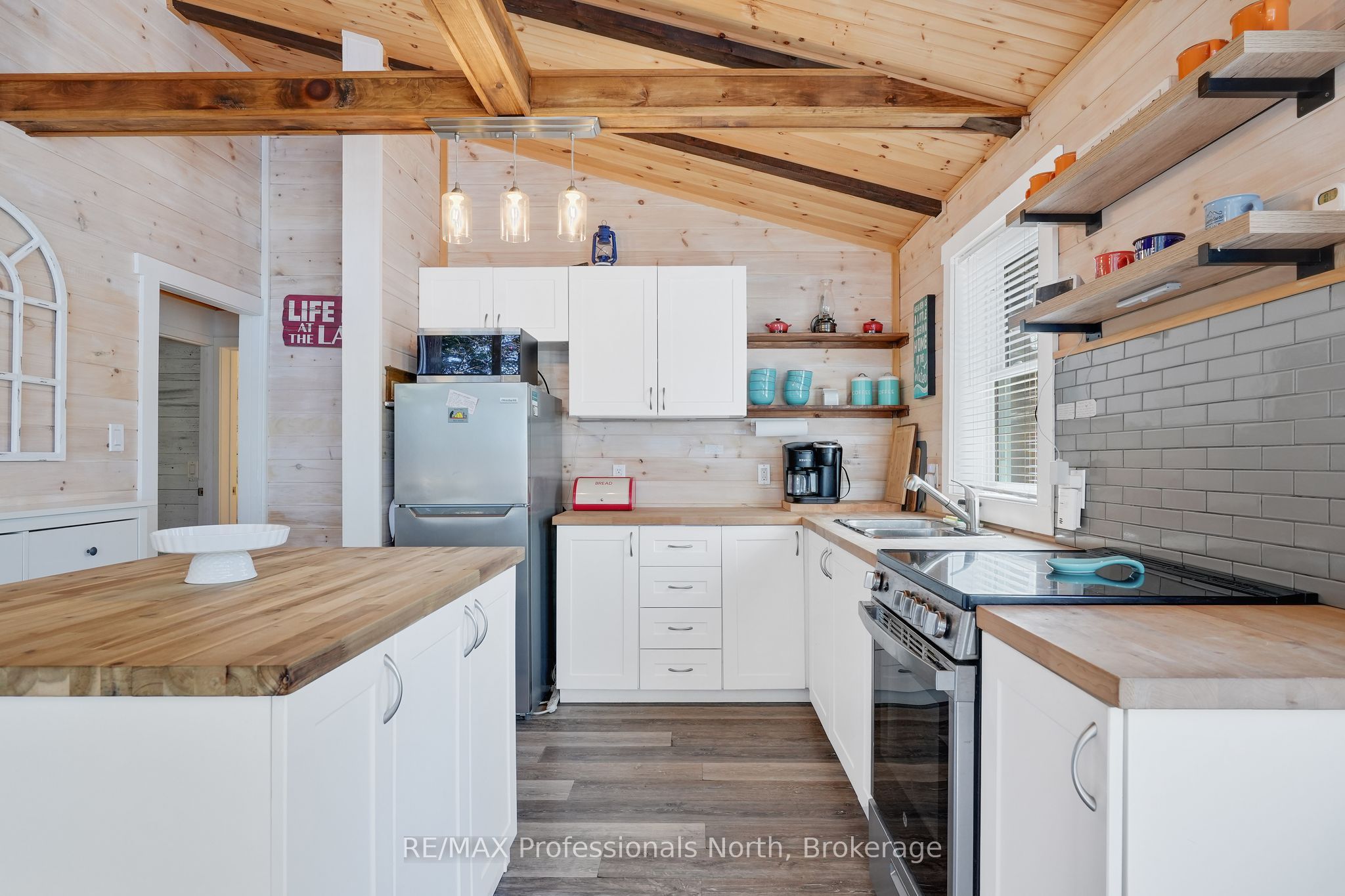 636 Skyline Drive Property Photo 16