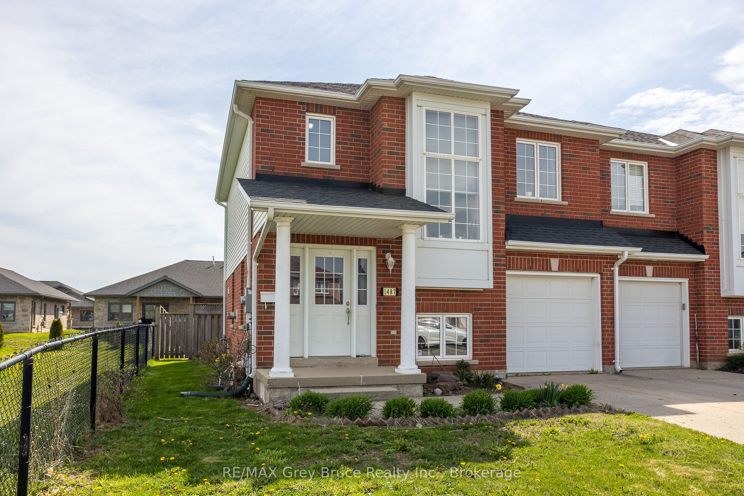 1487 14th Avenue Property Photo 1