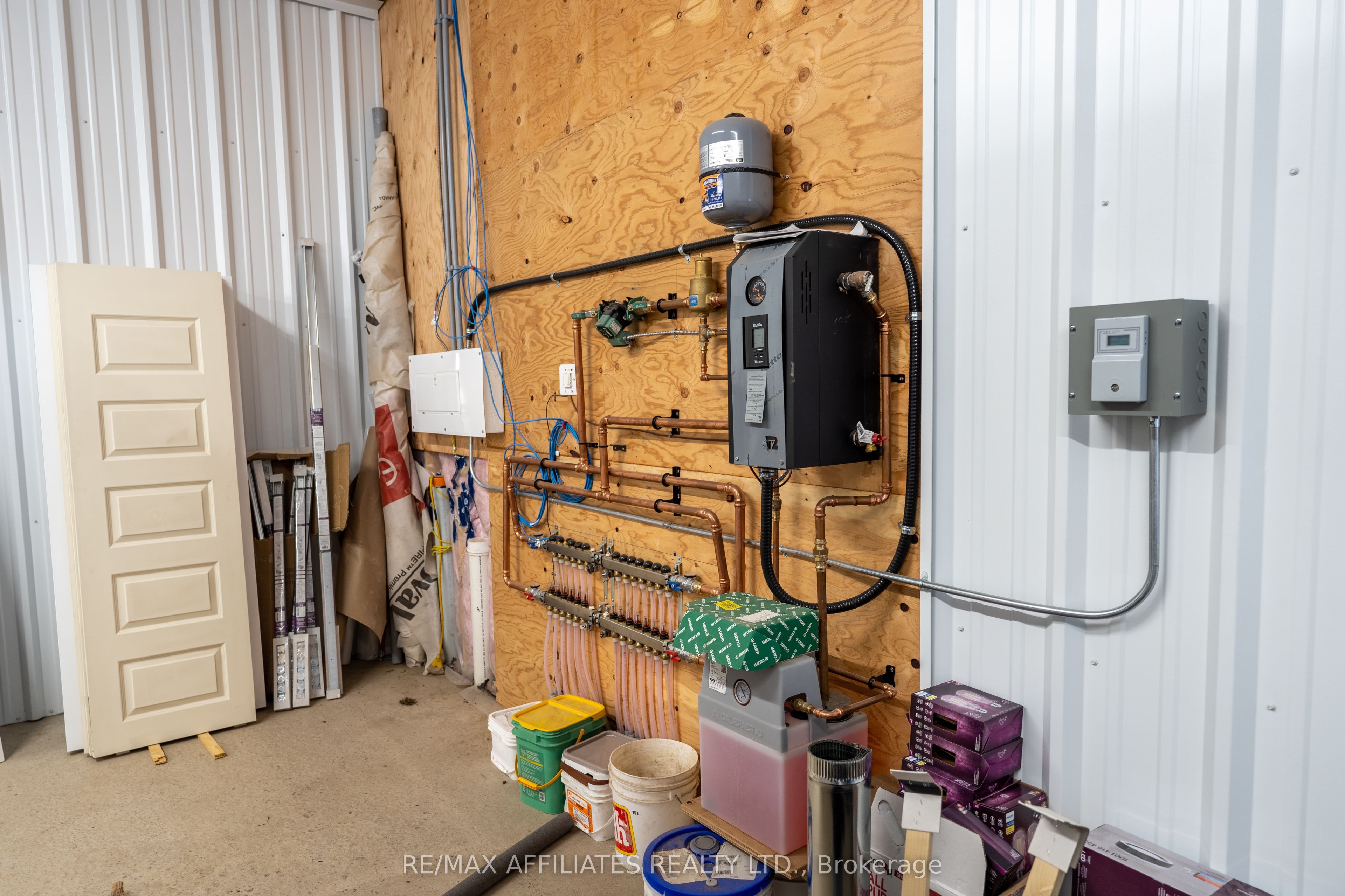 #garage - 26 First Street Property Photo 4