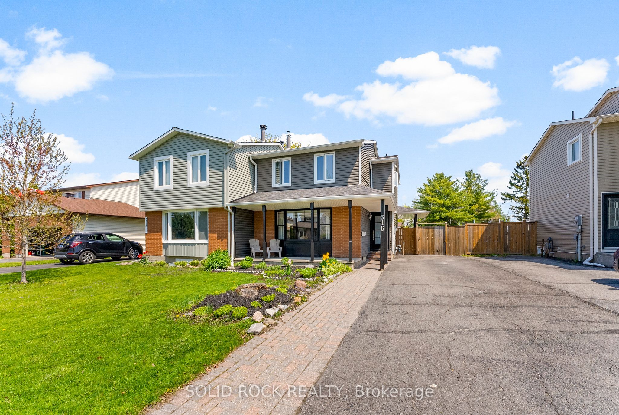 316 Singleton Way Property Photo