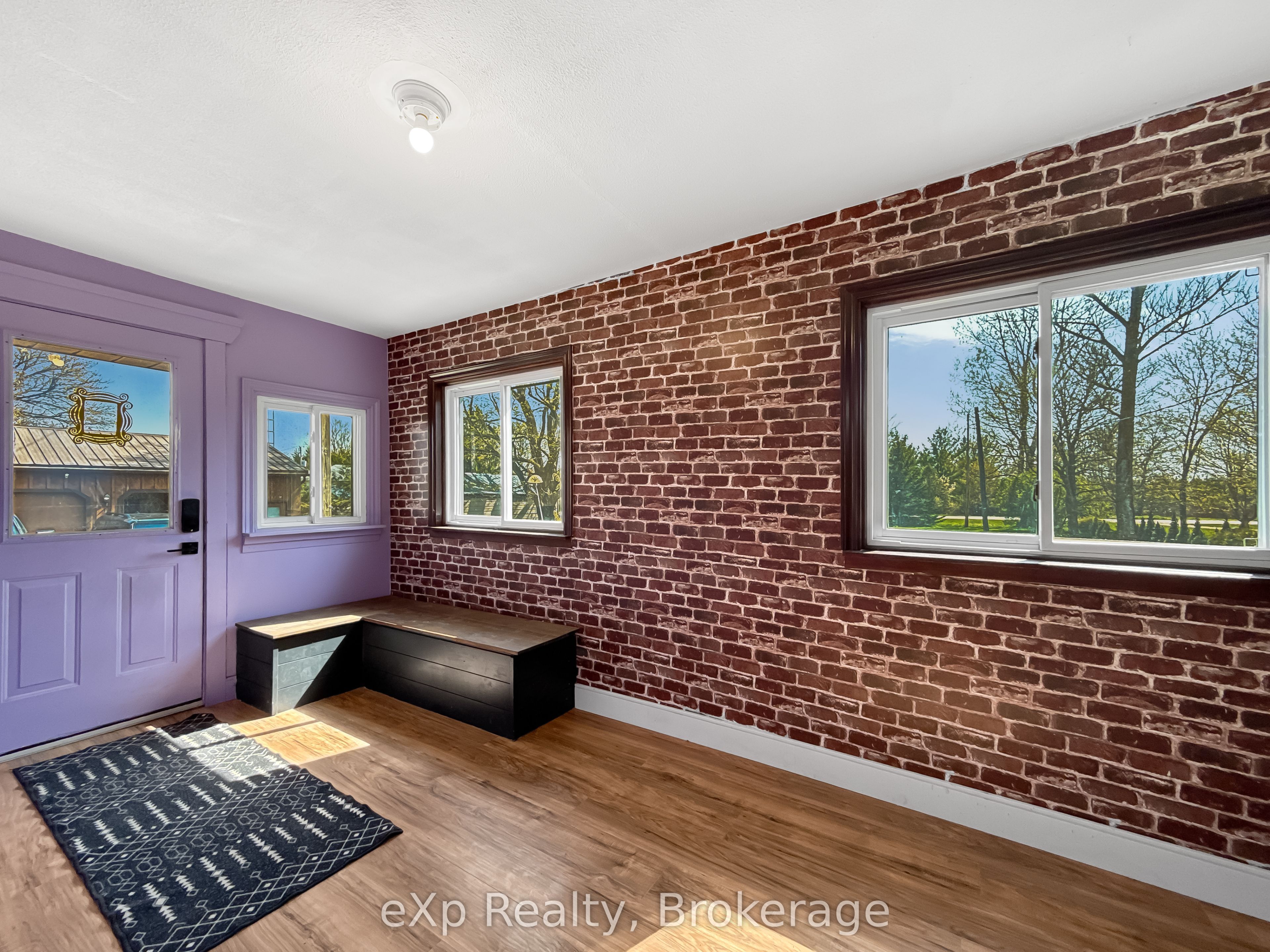 9499 Maas Park Drive Property Photo 4