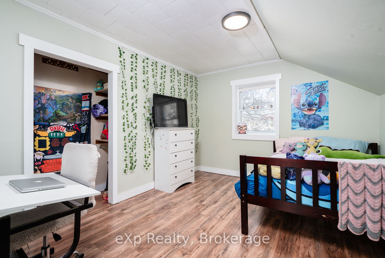 9499 Maas Park Drive Property Photo 16
