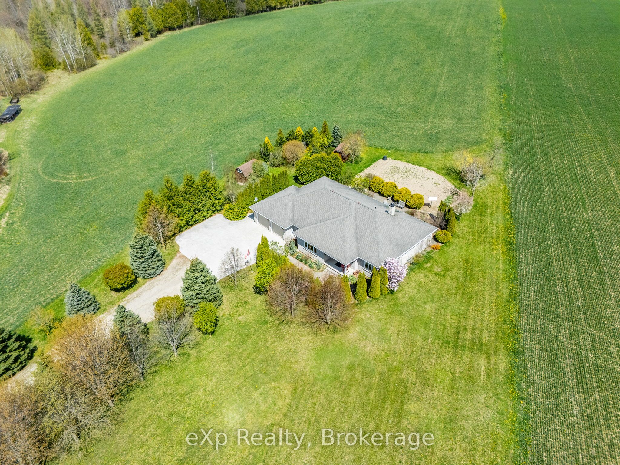 122287 Concession 8 N/a Property Photo 2
