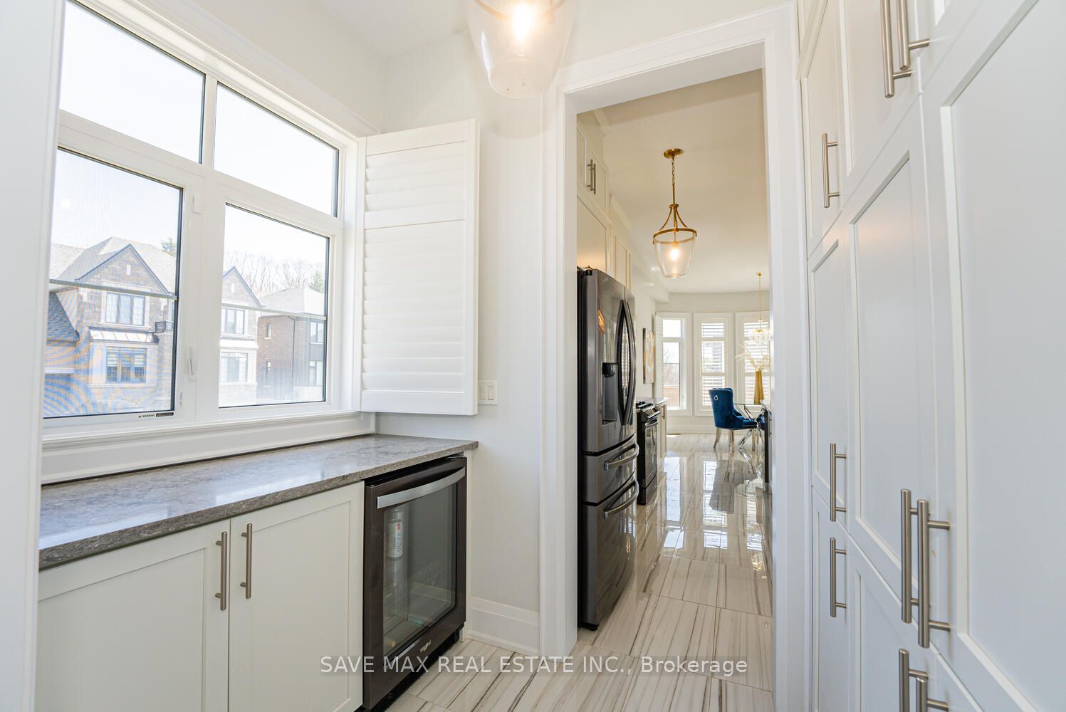 1250 Upper Thames Drive Property Photo 20