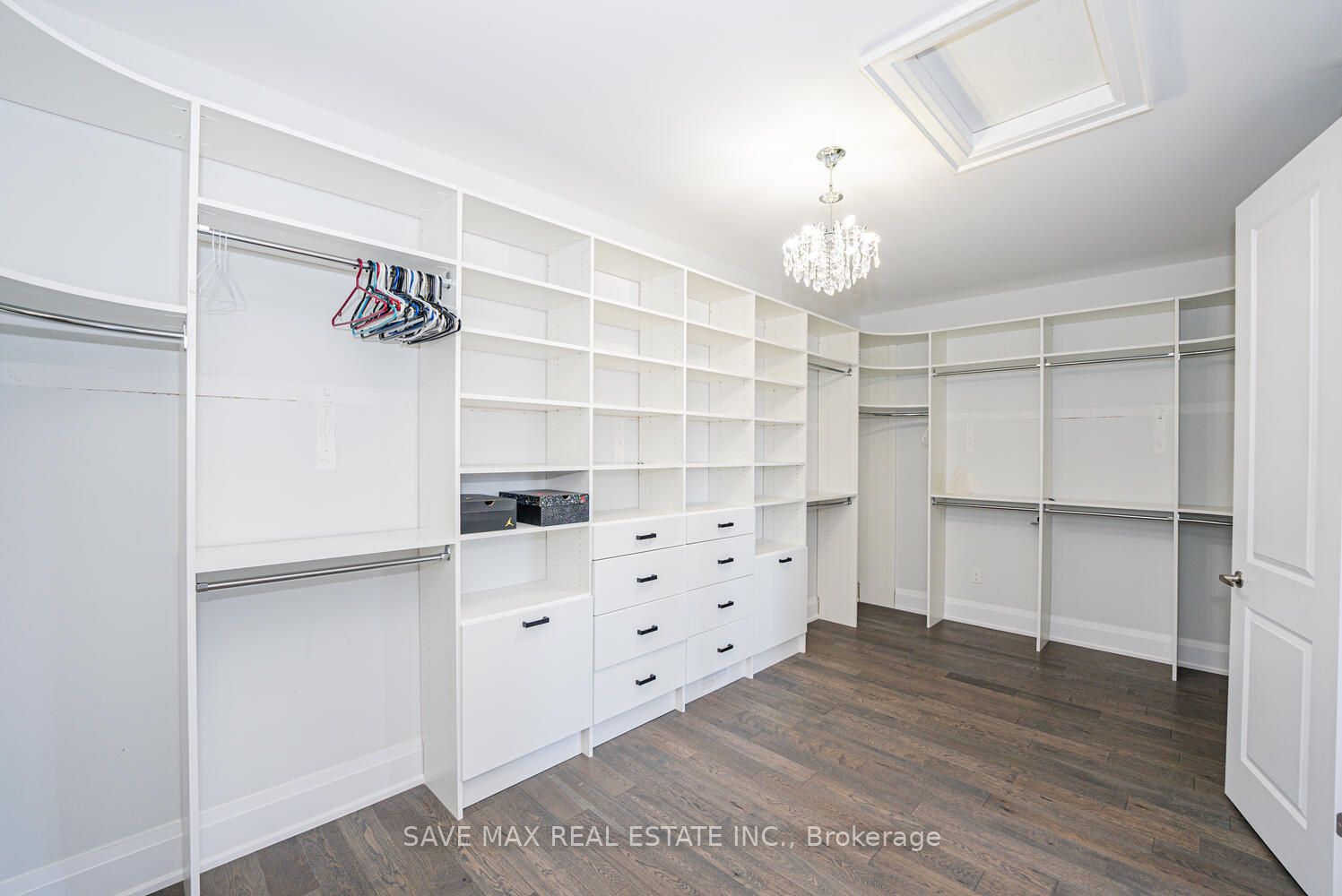 1250 Upper Thames Drive Property Photo 39